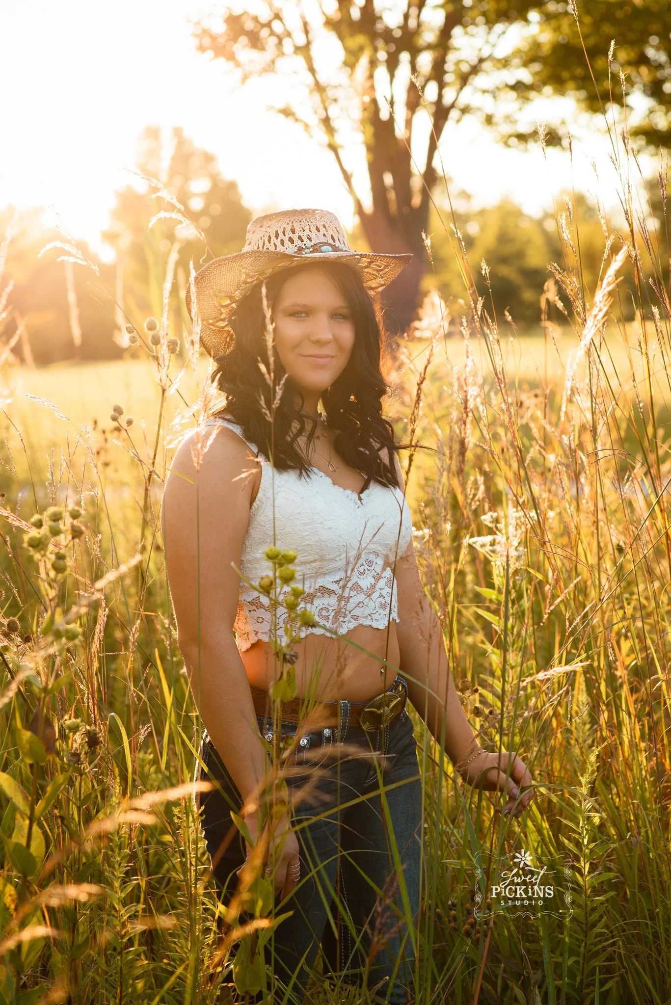 Country Senior Photographer in Indiana (Copy)