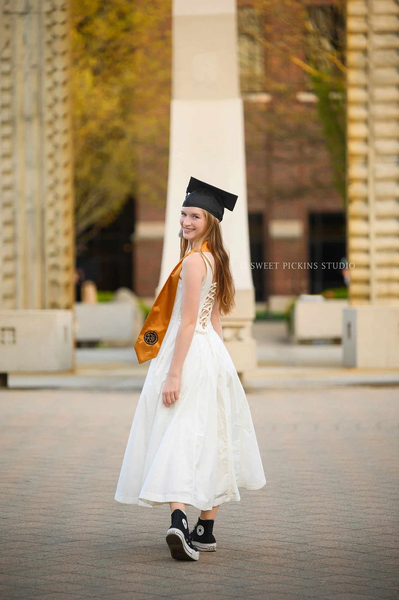 Maggie’s Purdue University Graduation Pictures in West Lafayette, Indiana by Sweet Pickins Studio senior photographer Amanda Wilson ©