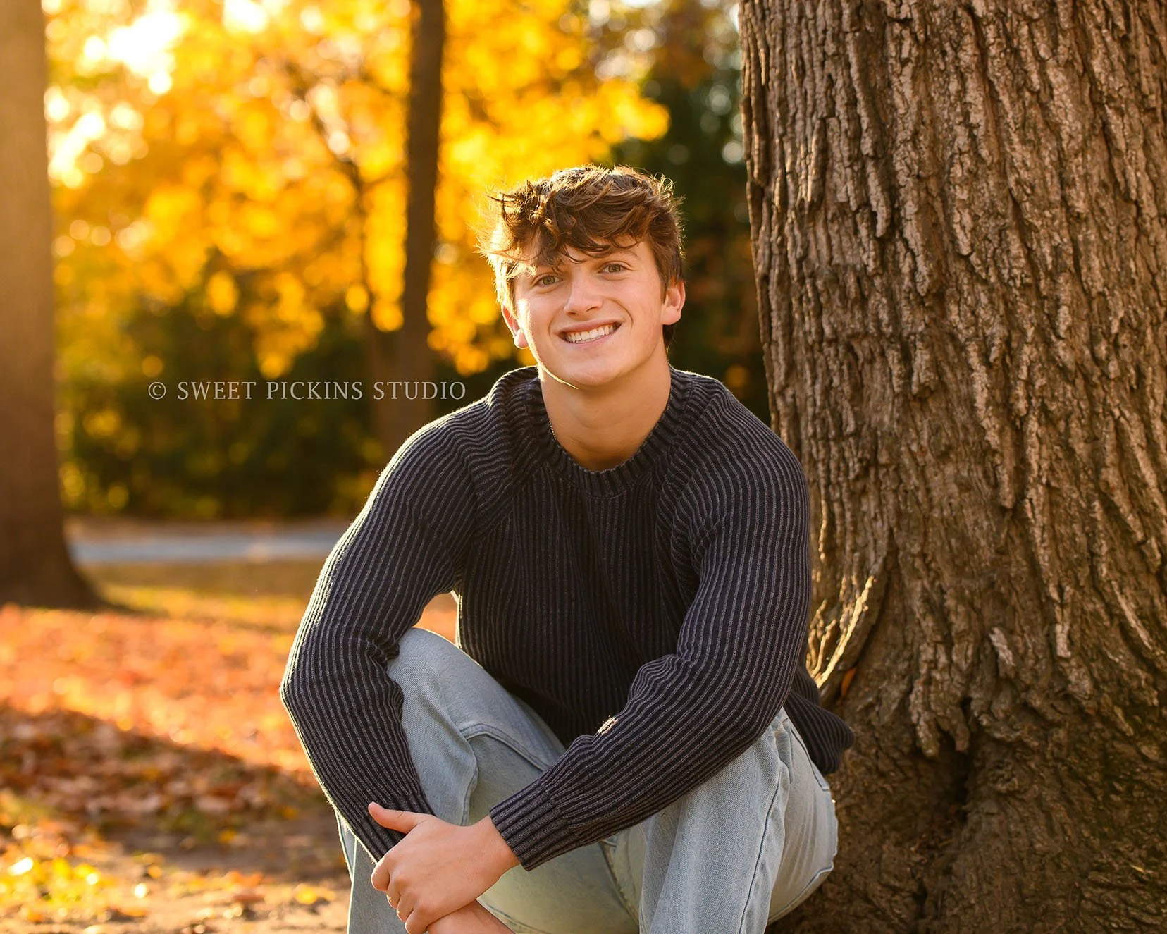 Colt | Noblesville, Indiana Fall Senior Guy Photography  