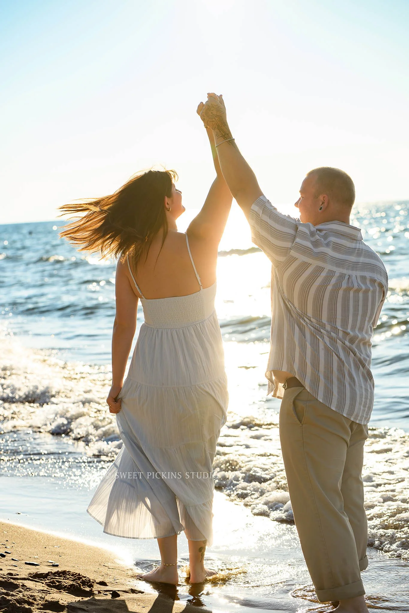 Beach Engagement Photography at Lake Michigan for Couple by Sweet Pickins Studio photographer Amanda Wilson ©