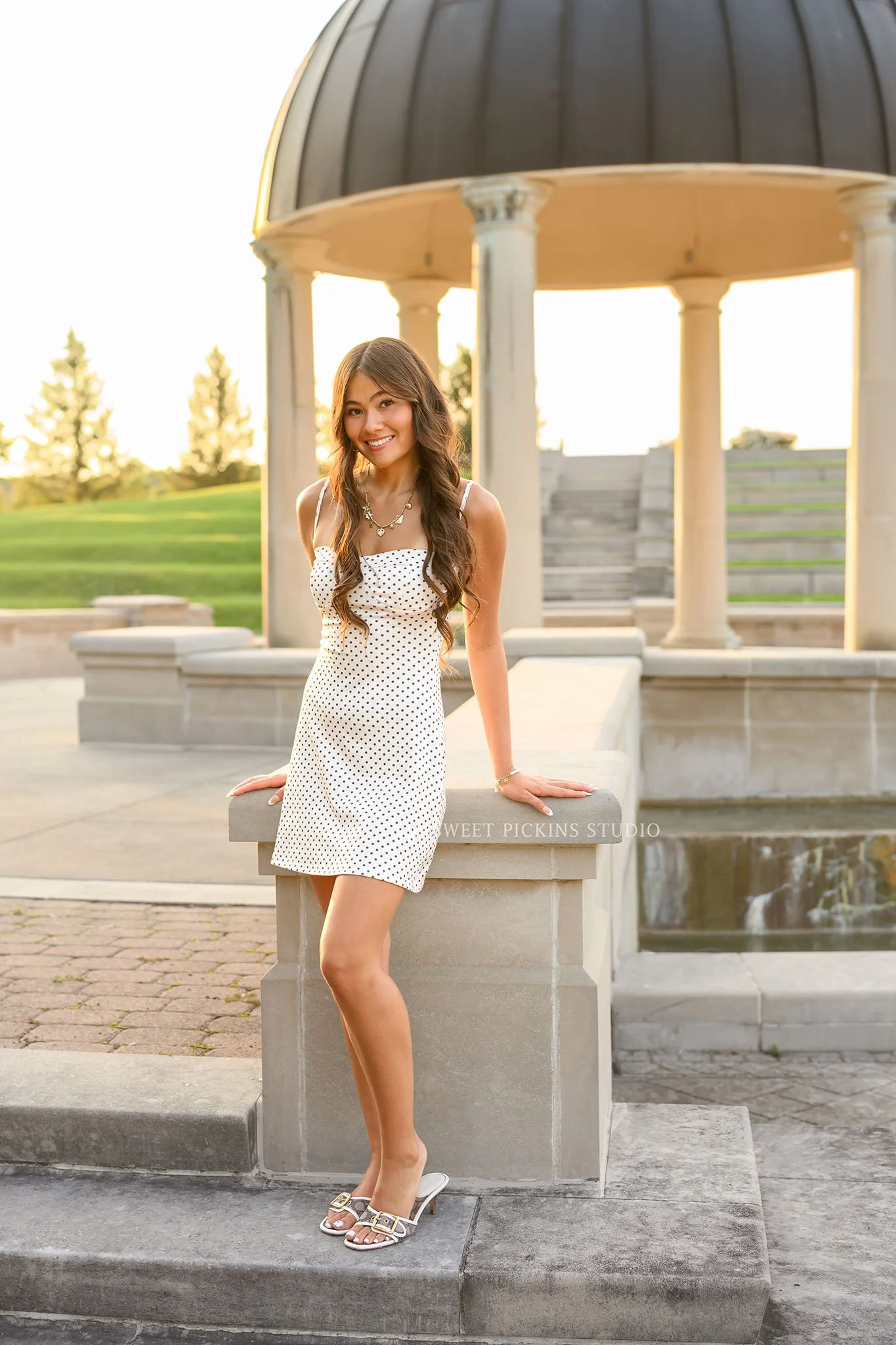 Rachel | Carmel, Indiana Senior Photography for Class of 2027 senior girl posing in polka dot mini dress by Sweet Pickins Studio senior photographer Amanda Wilson ©