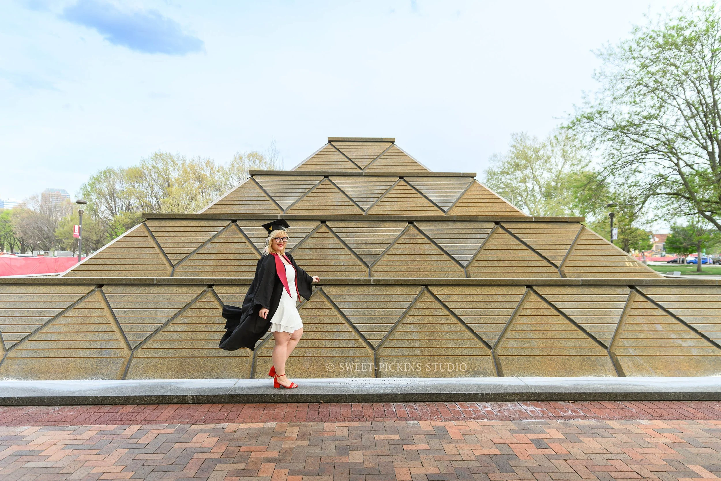 Sydney’s Indiana University at Indianapolis Graduation Photography in Cap and Gown in Spring by Sweet Pickins Studio senior photographer Amanda Wilson ©