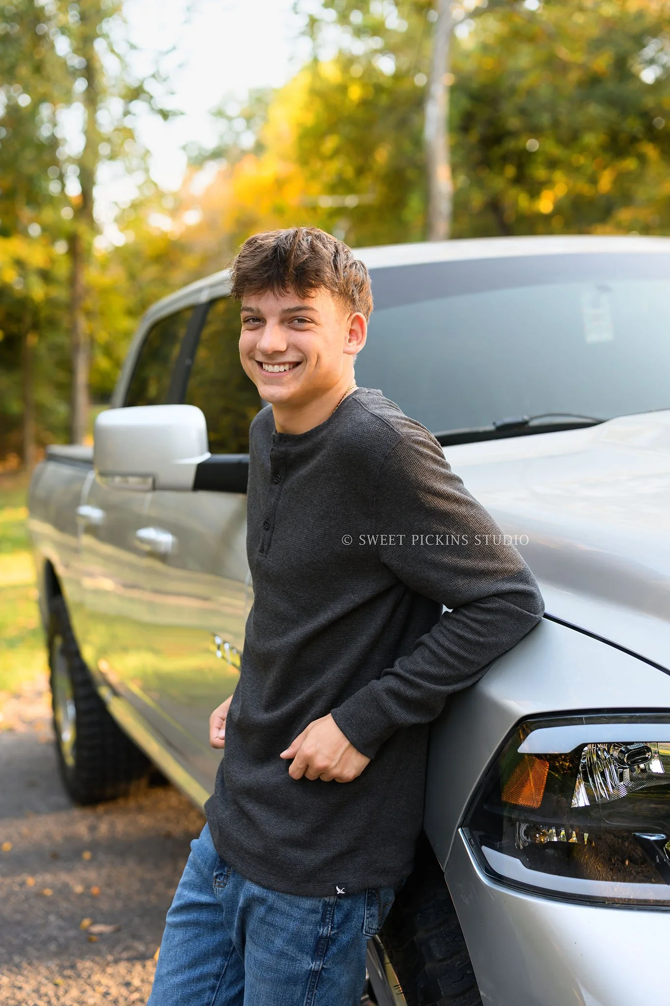 Cohen's Peru Indiana Fall Senior Photography at Maconaquah Park for class of 2027 senior guy by Sweet Pickins Studio senior photographer Amanda Wilson ©