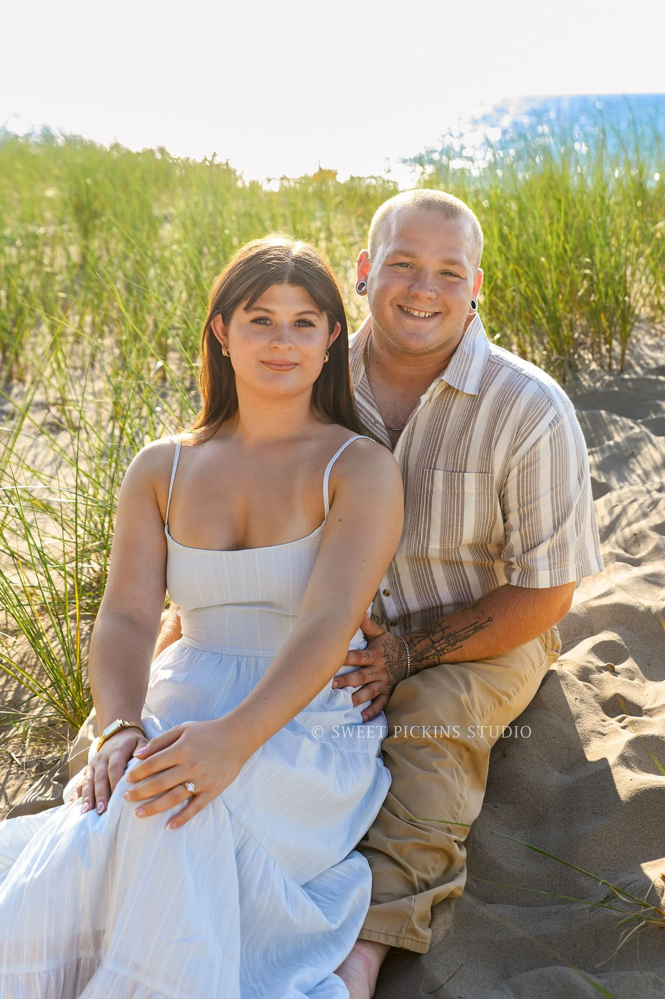 Laylah & Dom’s Engagement Photography at the Indiana Dunes on Lake Michigan by Sweet Pickins Studio photographer Amanda Wilson ©