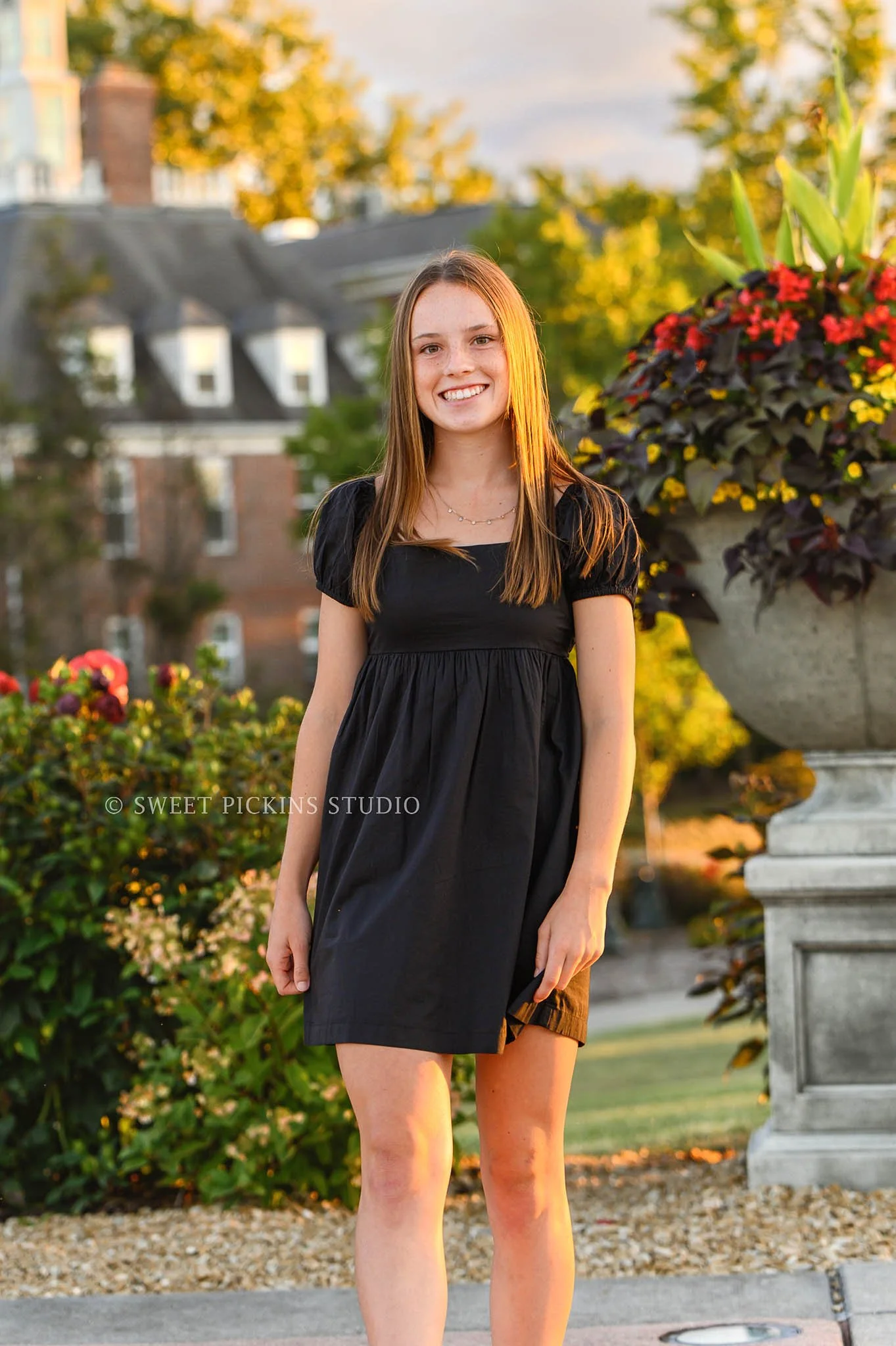 Penny's Coxhall Garden Senior Portrait Photography in Carmel, Indiana by Sweet Pickins Studio senior photographer Amanda Wilson ©