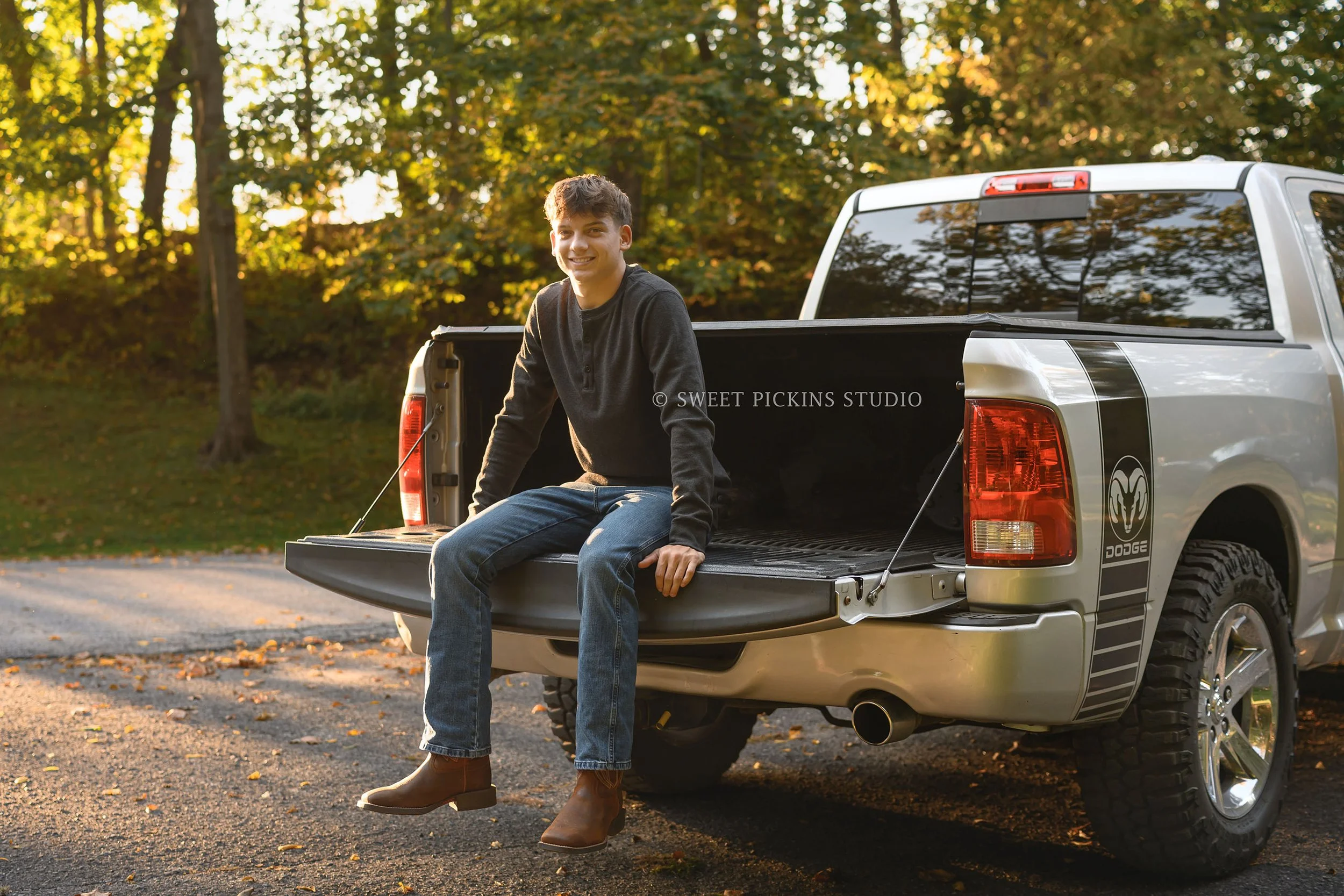 Cohen's Peru Indiana Fall Senior Photography at Maconaquah Park for class of 2027 senior guy by Sweet Pickins Studio senior photographer Amanda Wilson ©
