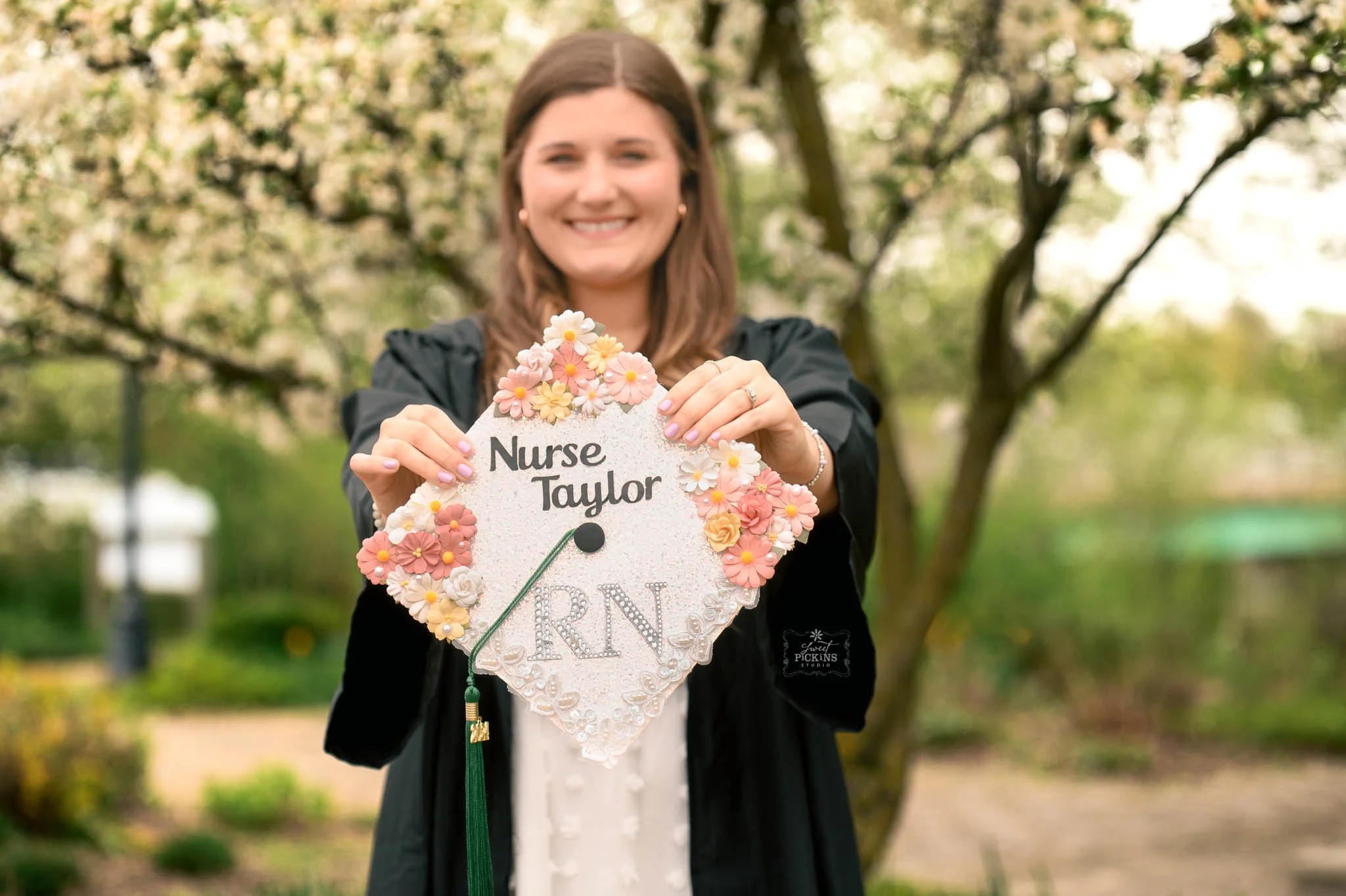 Beautiful Spring Graduation Taylor | Ivy Tech Kokomo College Spring Graduation Photography — Sweet ...