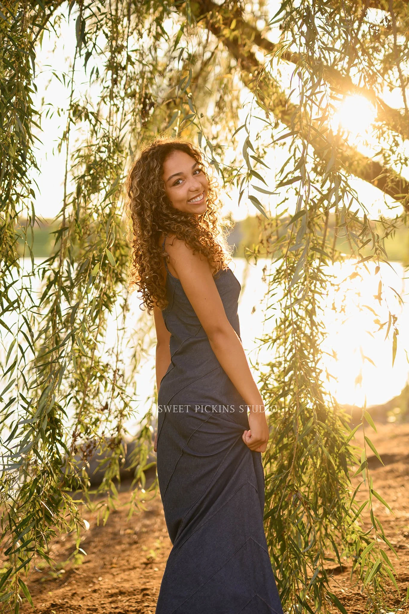 Madeline | Indiana Senior Girl Photography in Willow Tree for Speedway High School Class of 2027 Senior wearing denim dress at Sunset by Sweet Pickins Studio senior photographer Amanda Wilson ©