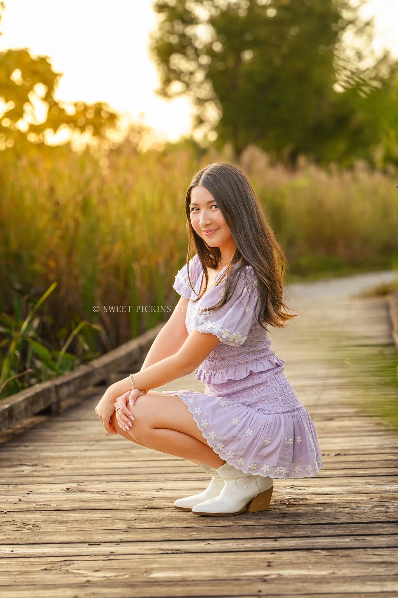 Westfield Indiana Senior Portrait Photography by Sweet Pickins Studio senior photographer Amanda Wilson ©