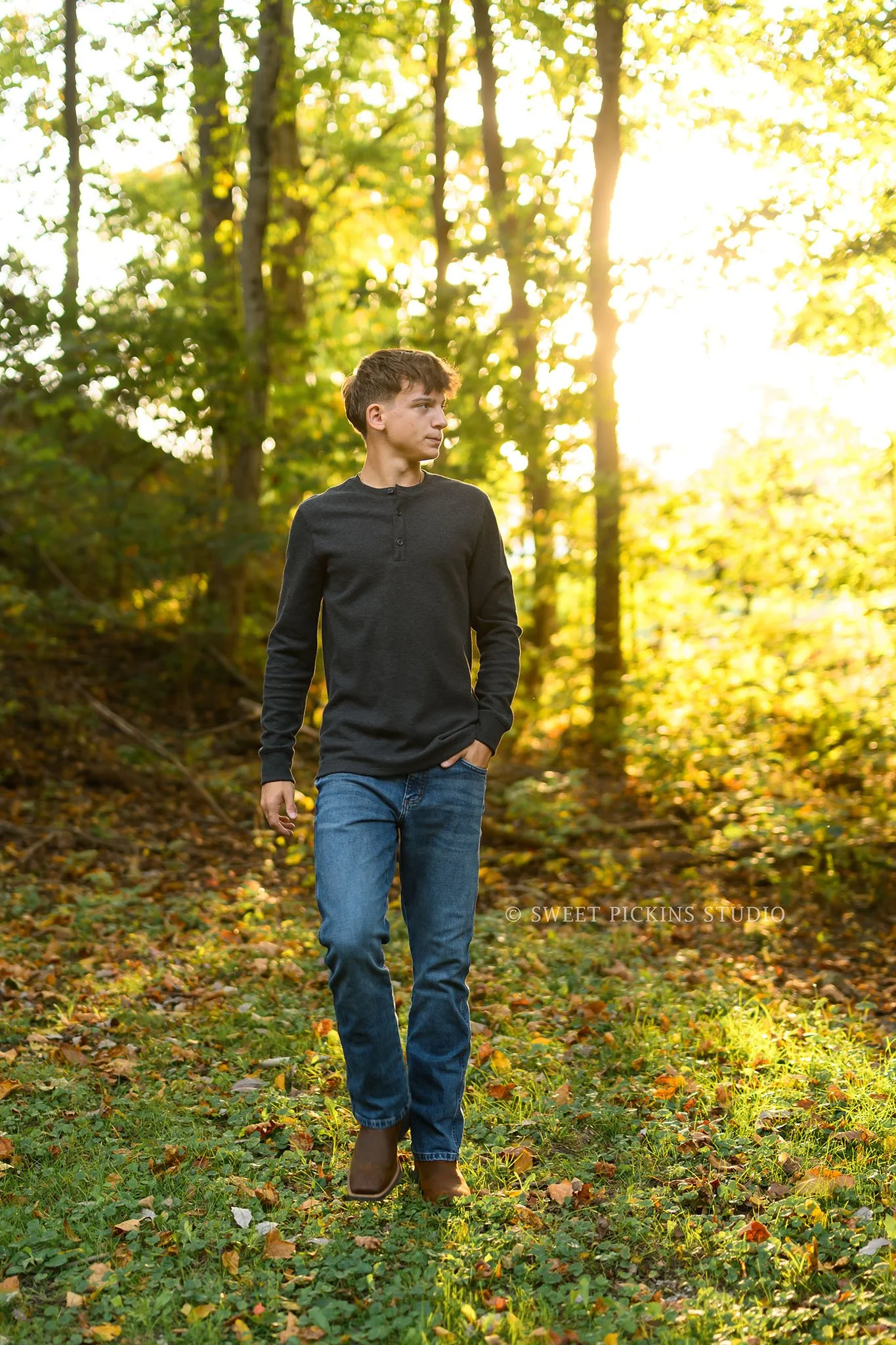 Cohen's Peru Indiana Fall Senior Photography at Maconaquah Park for class of 2027 senior guy by Sweet Pickins Studio senior photographer Amanda Wilson ©