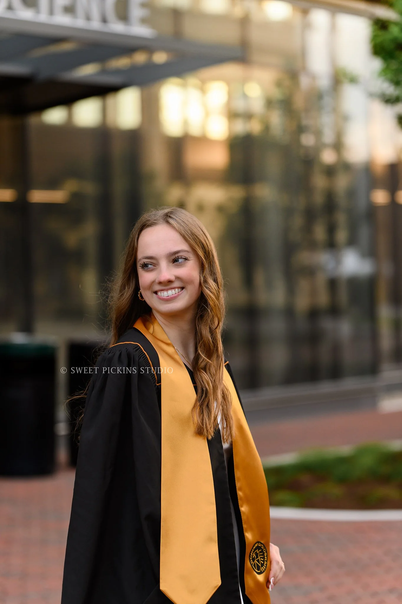 Katelyn’s Purdue University Graduation Photography for College Senior Girl at Engineering Arch in West Lafayette, Indiana by Sweet Pickins Studio photographer Amanda Wilson ©