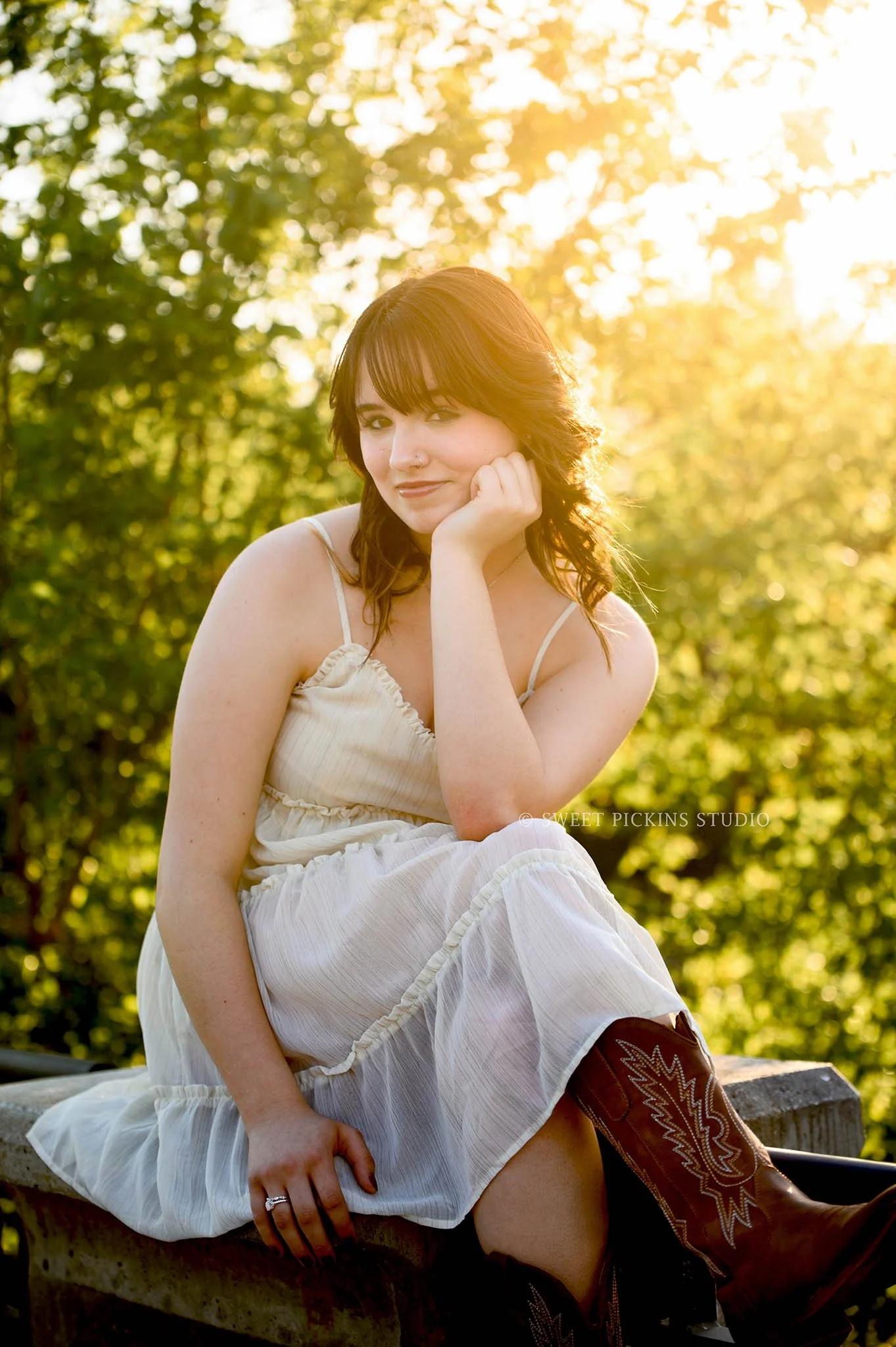 Hailee | Noblesville High School Senior Portrait Photography  in Nature location for class of 2026 senior girl by Sweet Pickins Studio senior photographer Amanda Wilson ©