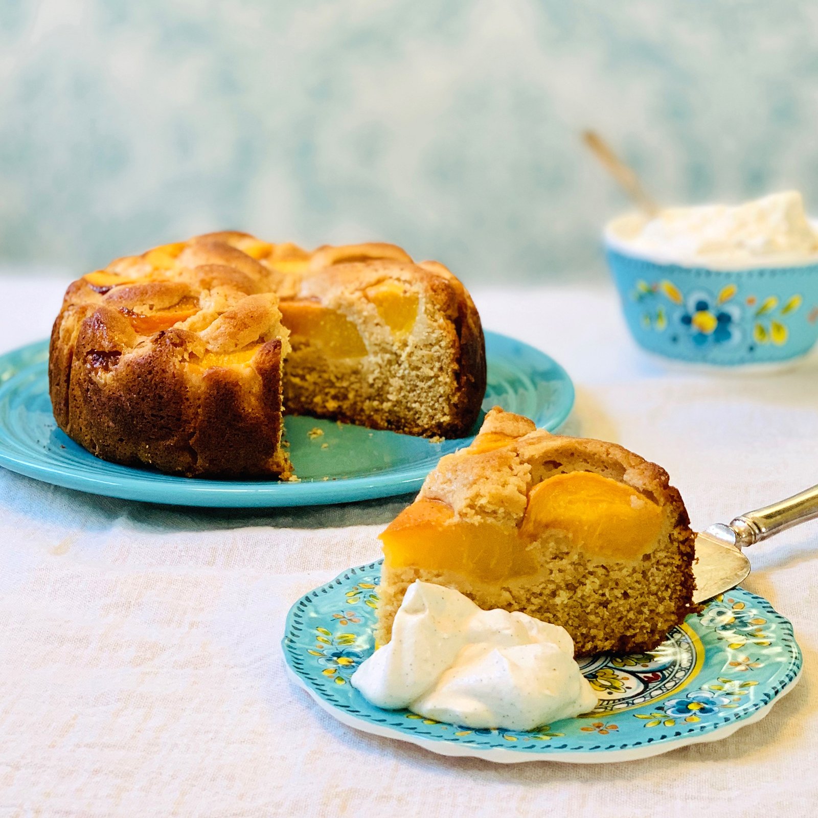 Peach_Cake_served_SQ_1600.jpg