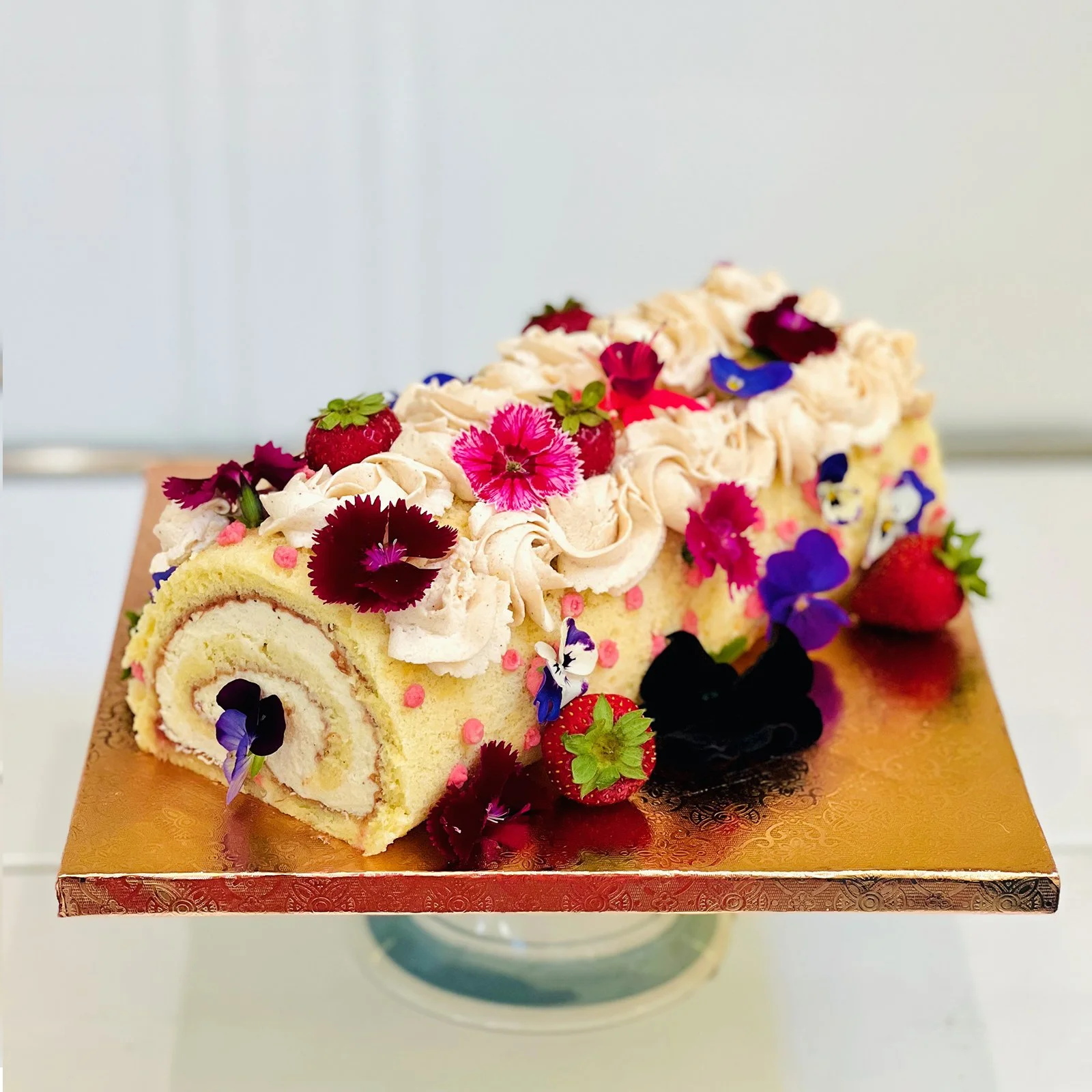 ROLL_CAKE_1600.jpg