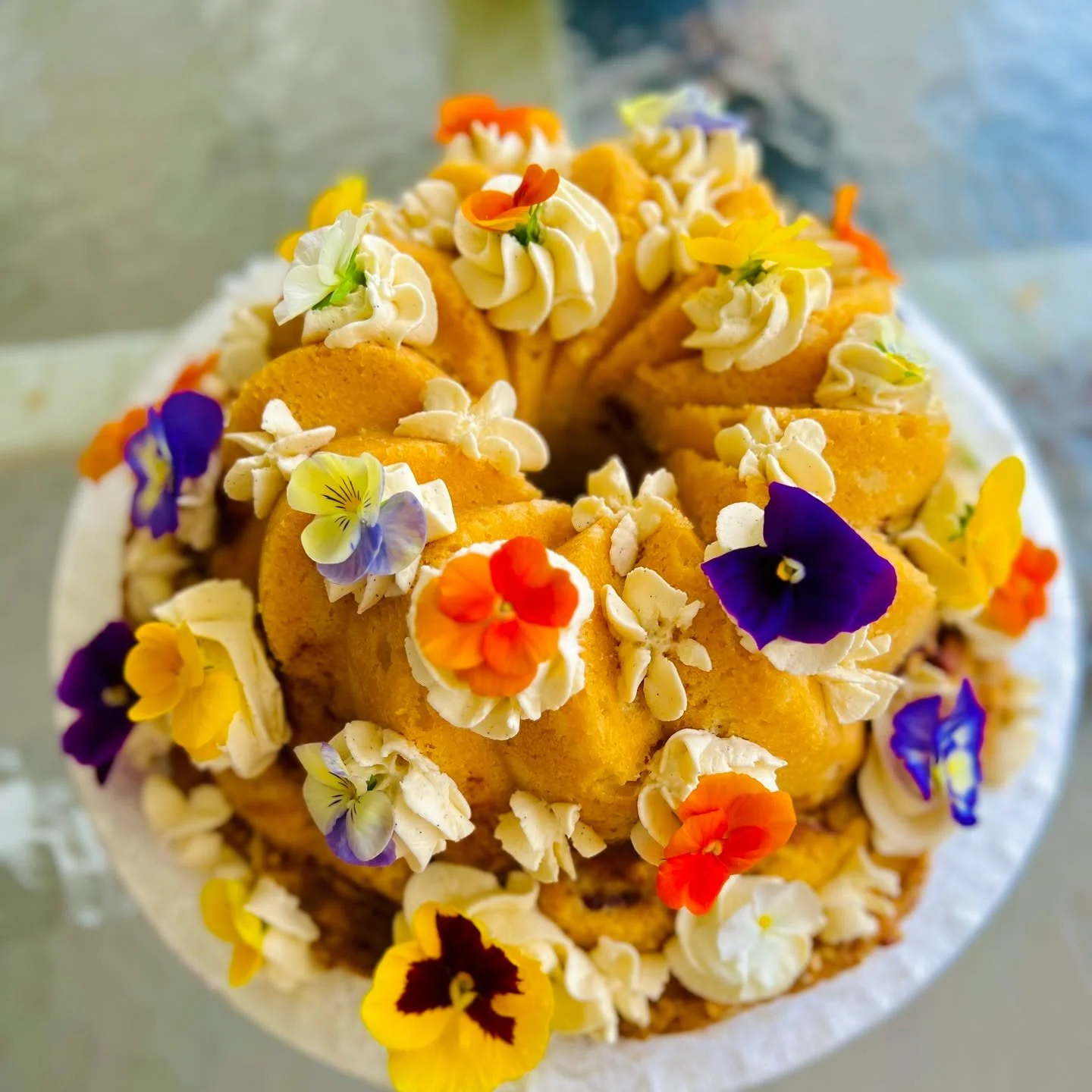 SPRING BUNDT! Today I enjoyed lunch with the LA Raptor Study team during a video shoot to describe what we volunteers do and why we are compelled to participate. The perfect excuse to make a Bundt to share with people I hold in very high esteem! The 