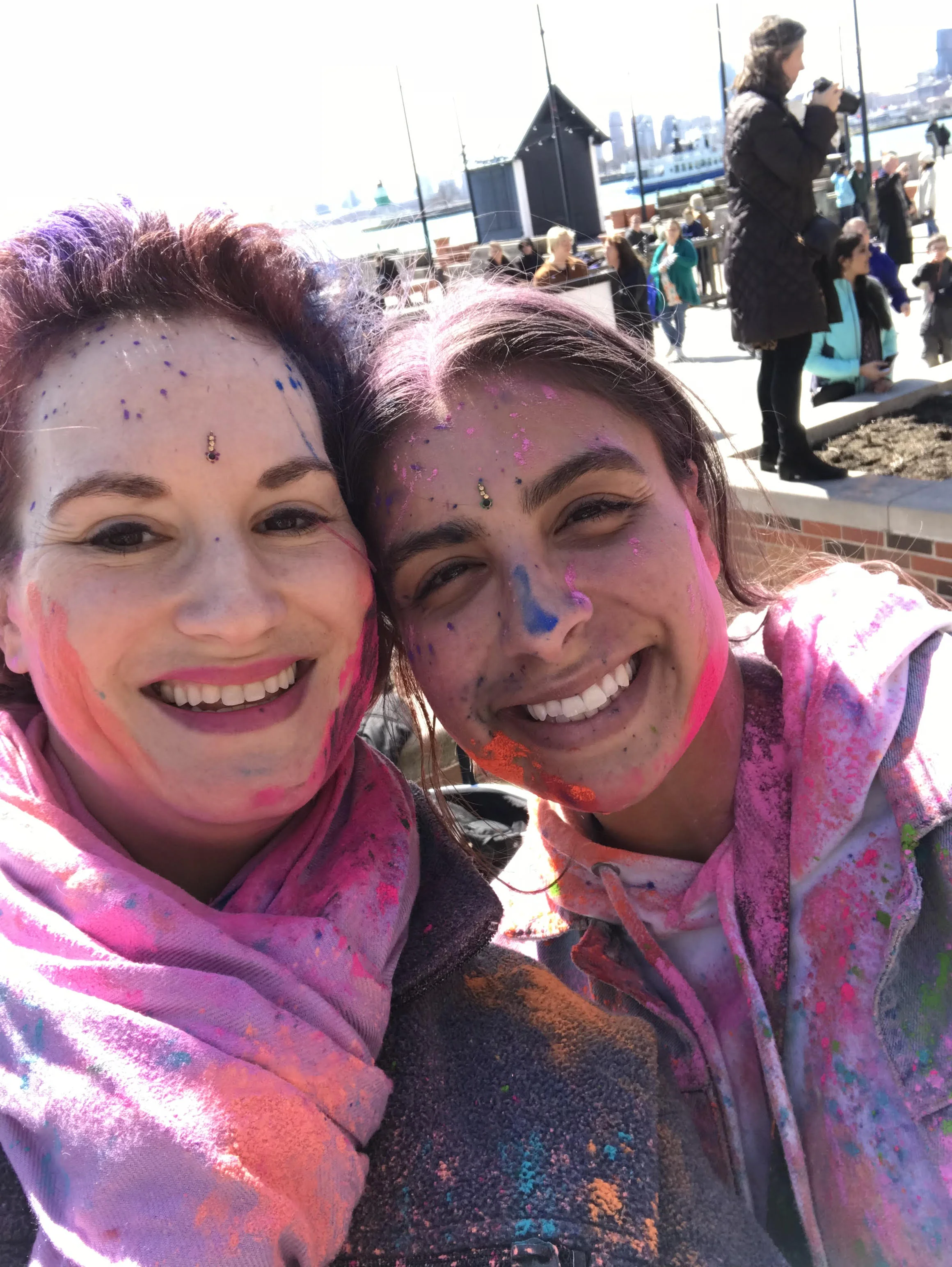 holi10.jpg