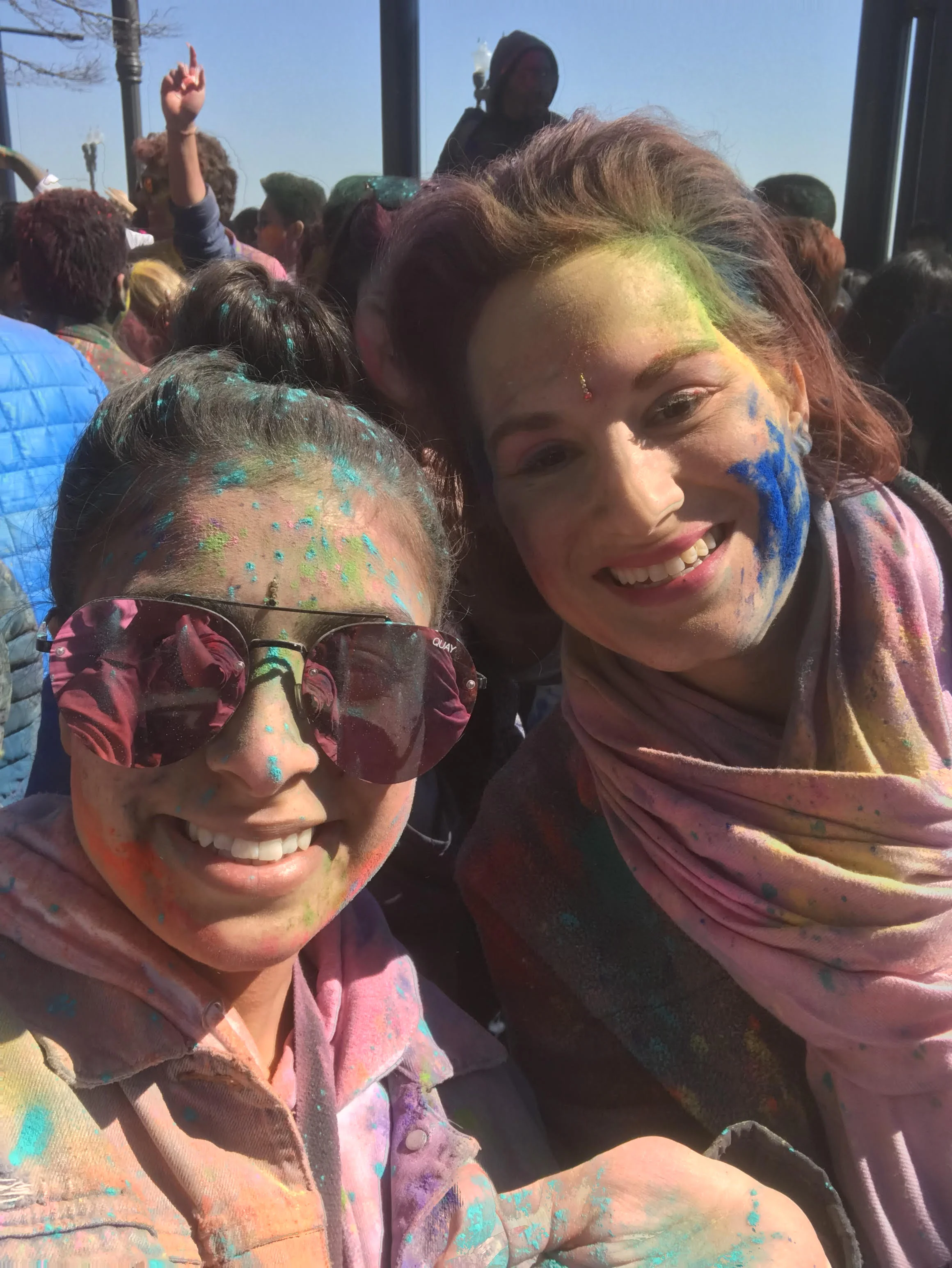 holi3.jpg