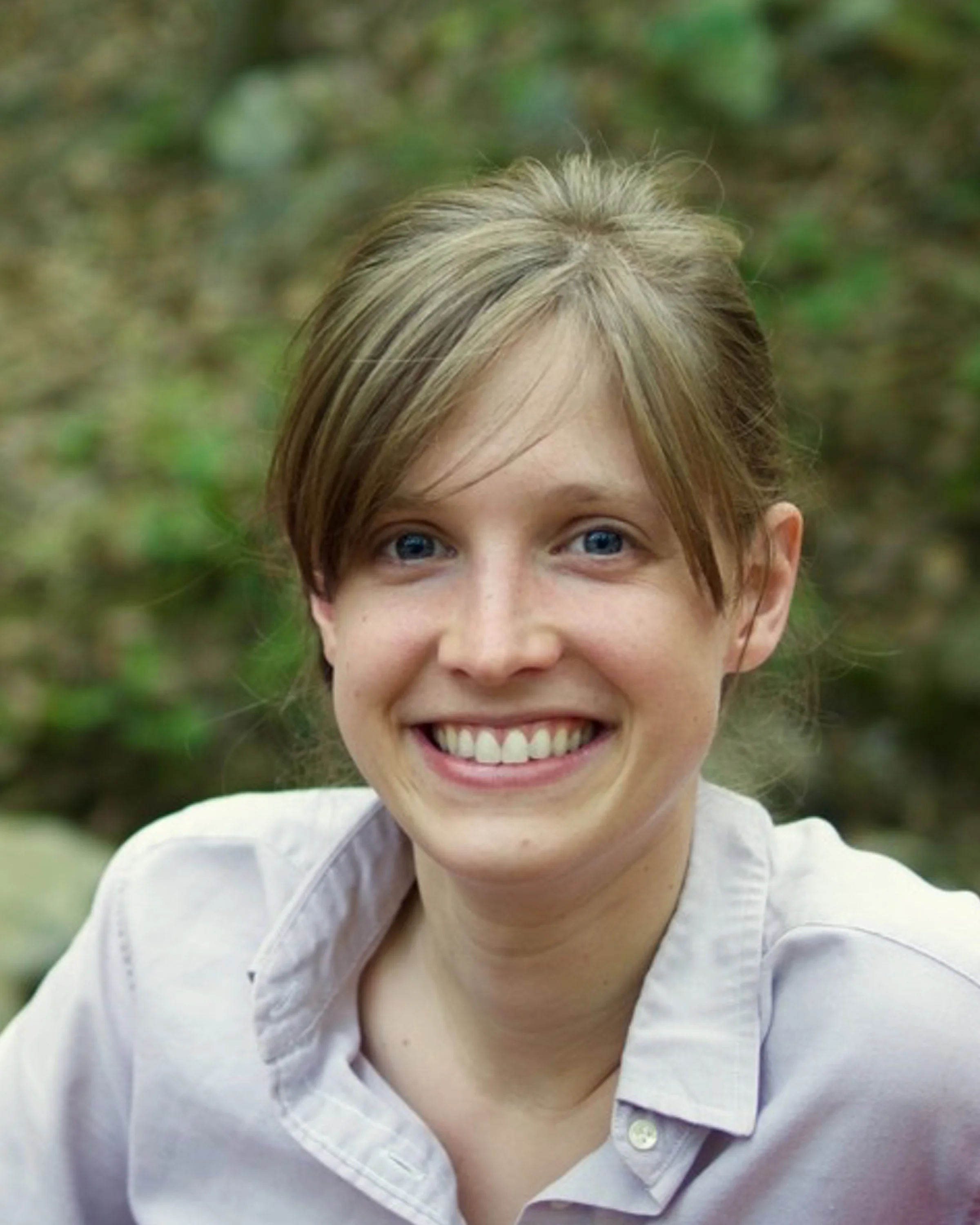 Headshot1 copy.jpg