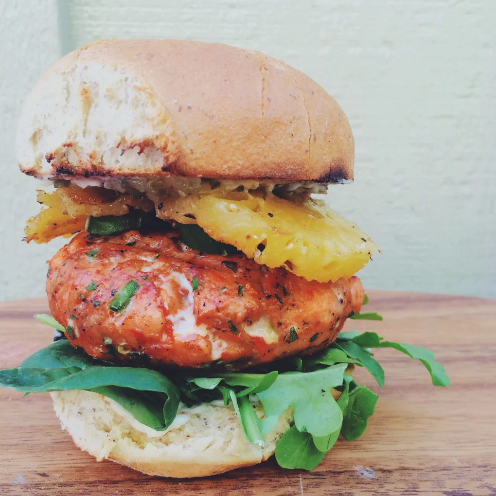 Hawaiian jalapeno salmon burger with sriracha aioli (gluten free)