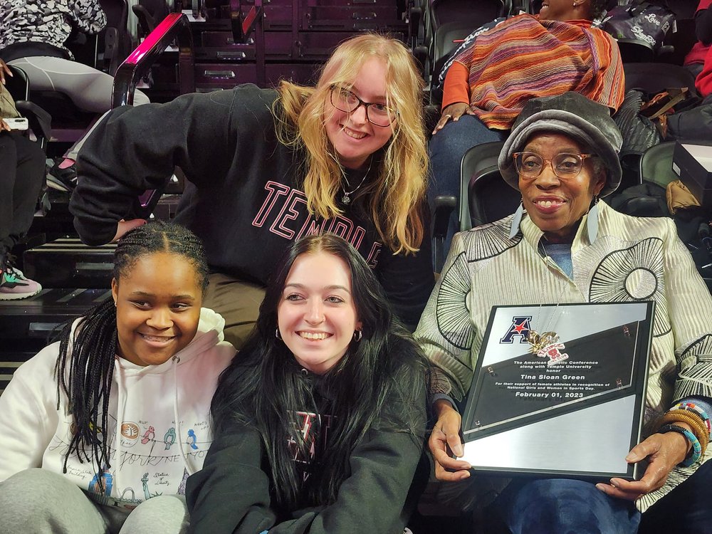 NGWSD AAC Temple Students w Tina SG award.jpg