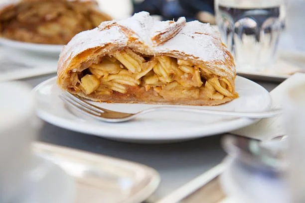 strudel 2.jpg