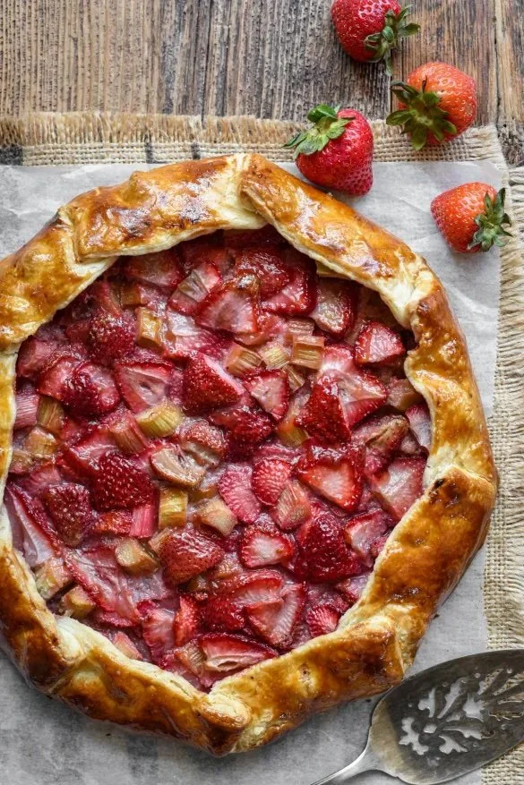 Strawberry-Rhubarb-Galette-19.jpeg