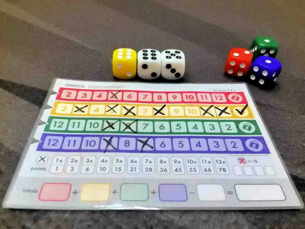 Closing out and locking the yellow row with a single roll
