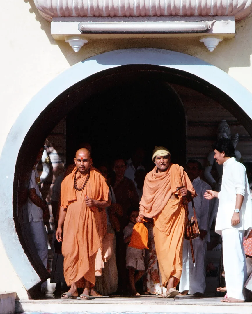 Swami Pranavananda (left) and Swami Prakashananda