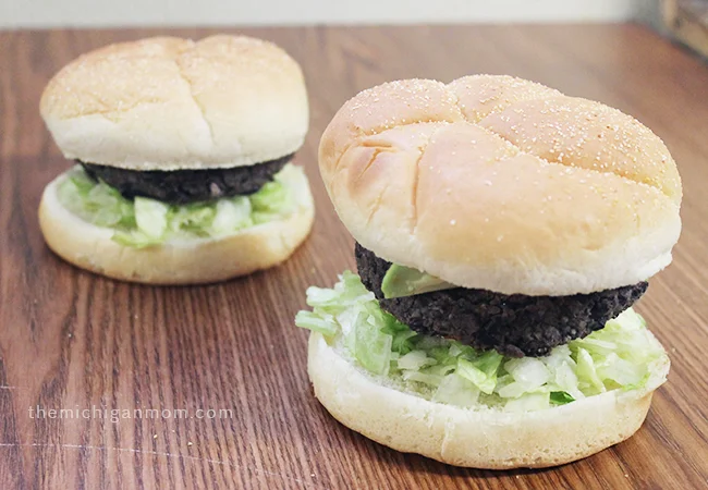 vegan-black-bean-burgers-5