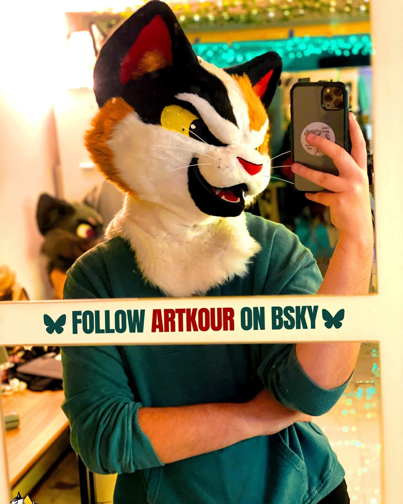 Almost done with my first ever TPU 3D printed head! I love love love how this shittykitty is coming out!
This cat will be up for adoption at MFF 2024 - Along with a few TPU head blanks. Will you join CalicoStar in the shittykittyclan? :3cccc

Also! M