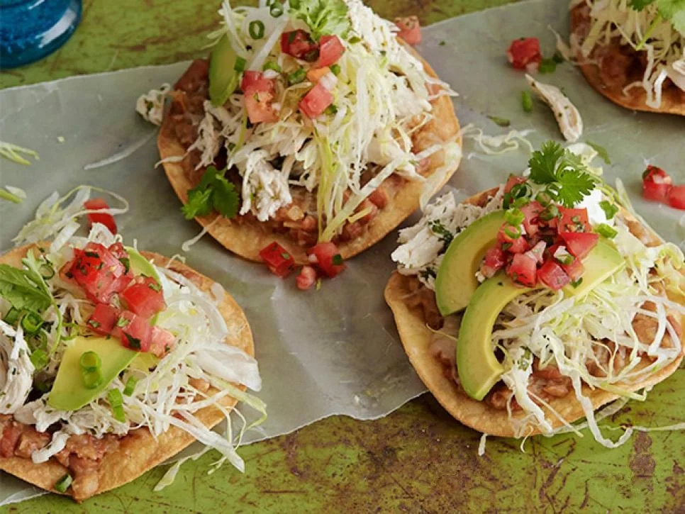 FNK_Chicken-Tostadas_s4x3.jpg.rend.hgtvcom.966.725.jpeg