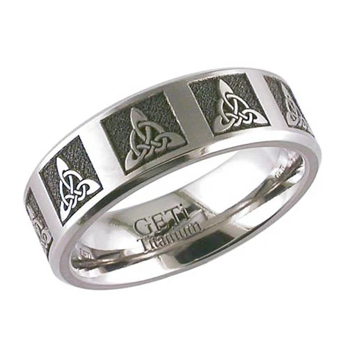 Trinity Knot Titanium Wedding Ring
