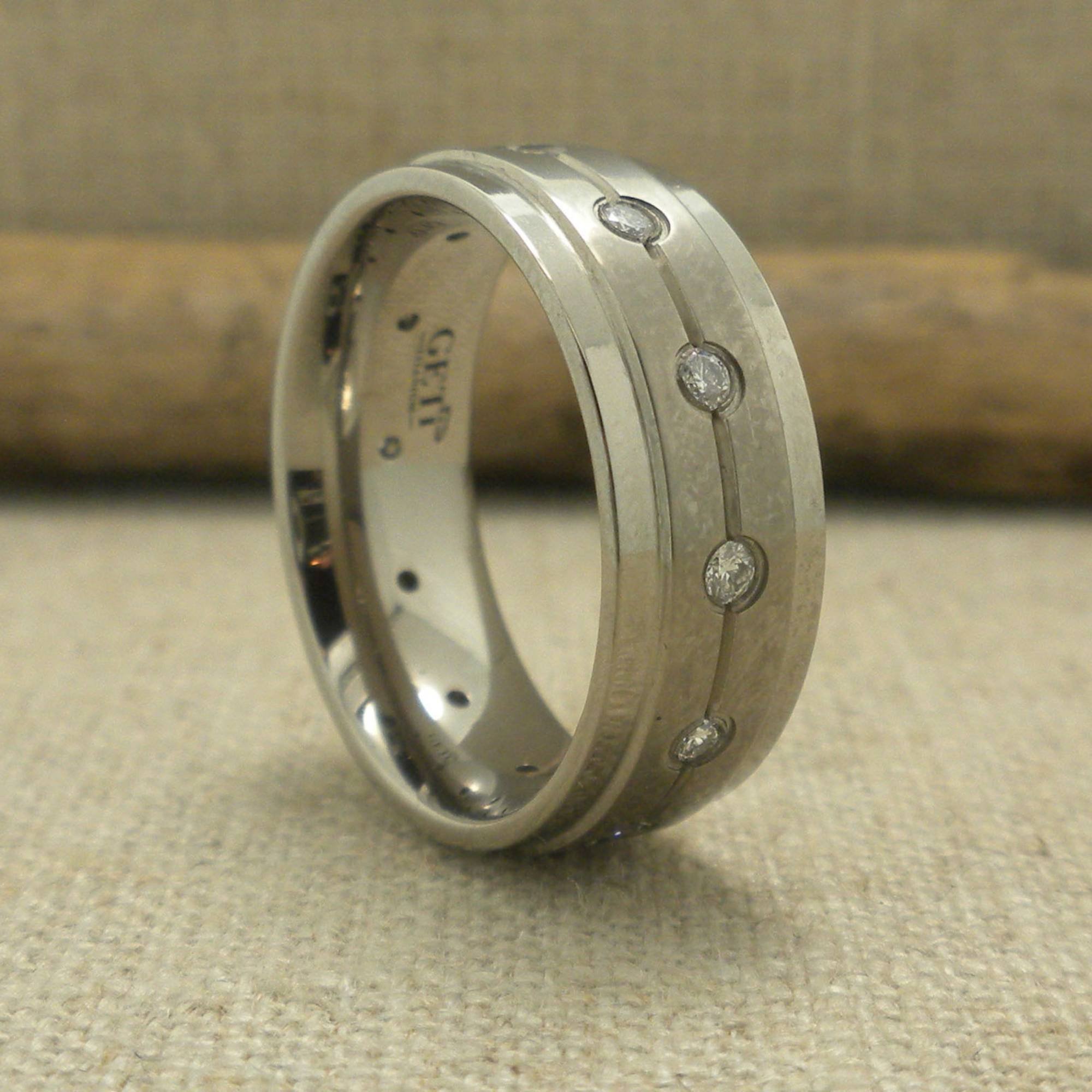 GETi Titanium Wedding Ring