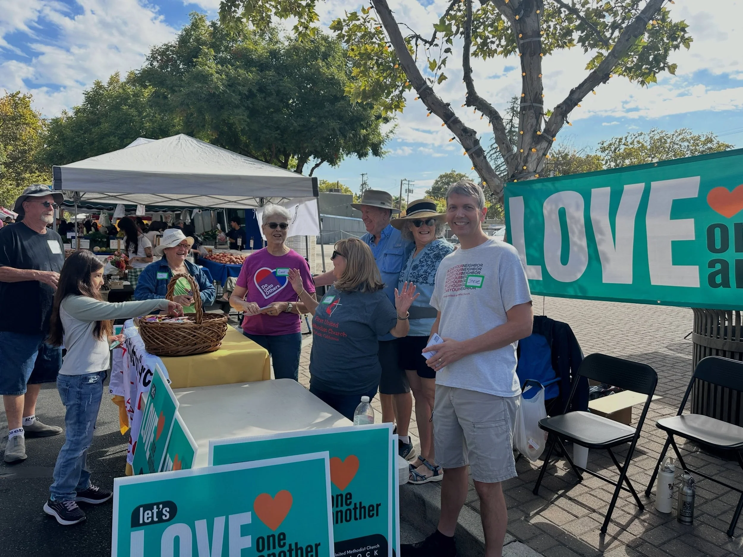 Come say Hi! We are out at the Farmer&rsquo;s Market at Main and Thor! Take home our new kindness campaign sign and an invite for next Sunday&rsquo;s Rally Sunday Carnival! #loveoneanother❤️ #rallysunday #fumc #kindness