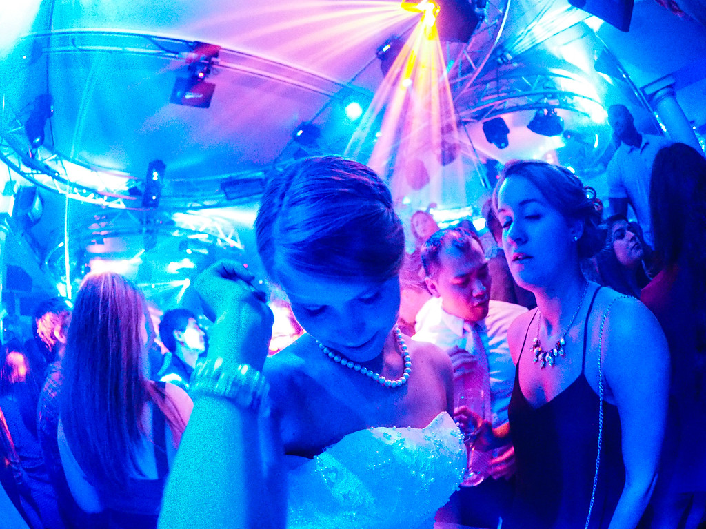 bride-dance-club.jpg