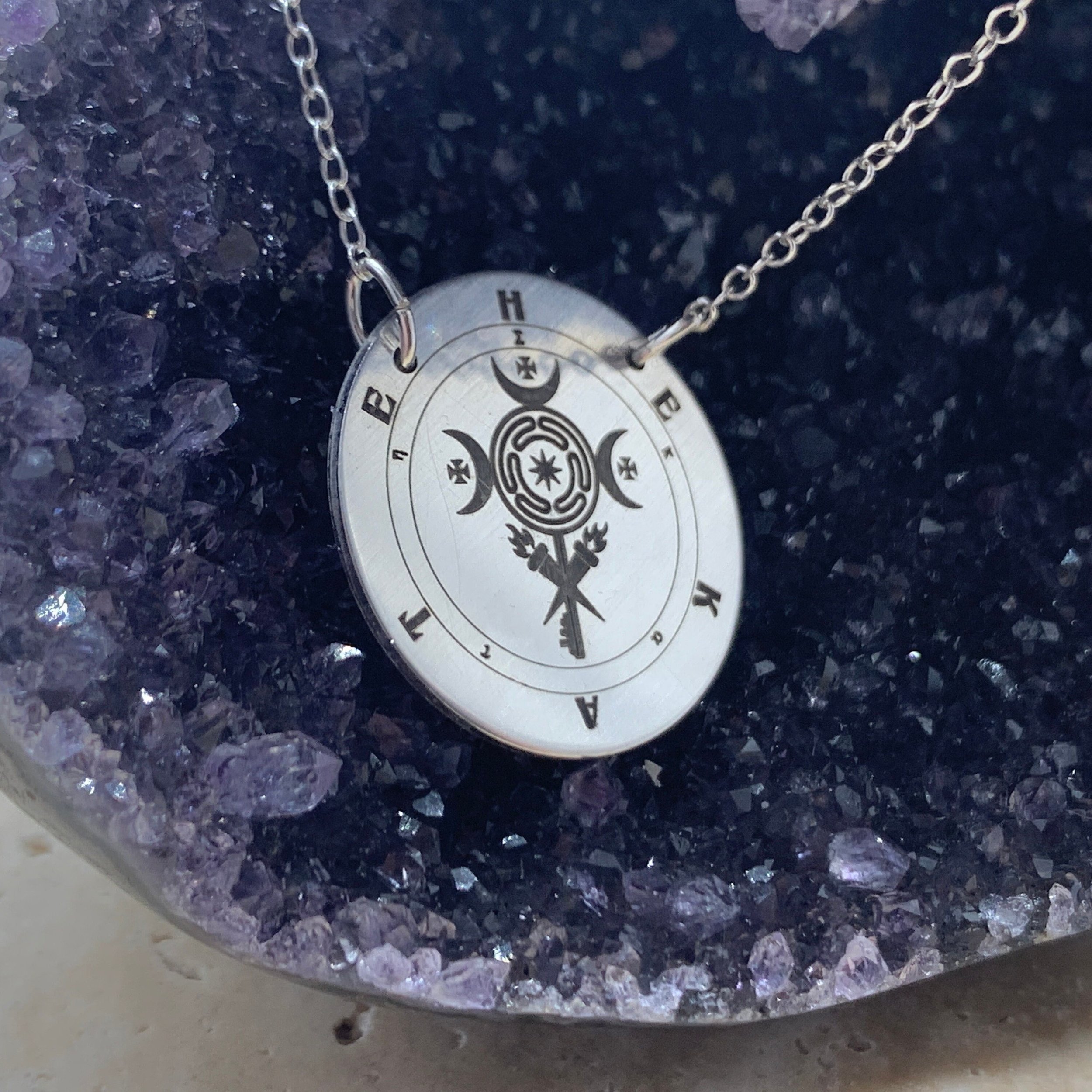 https://i.etsystatic.com/38142103/r/il/1ab3a1/4257719908/il_fullxfull.4257719908_tim5.jpg