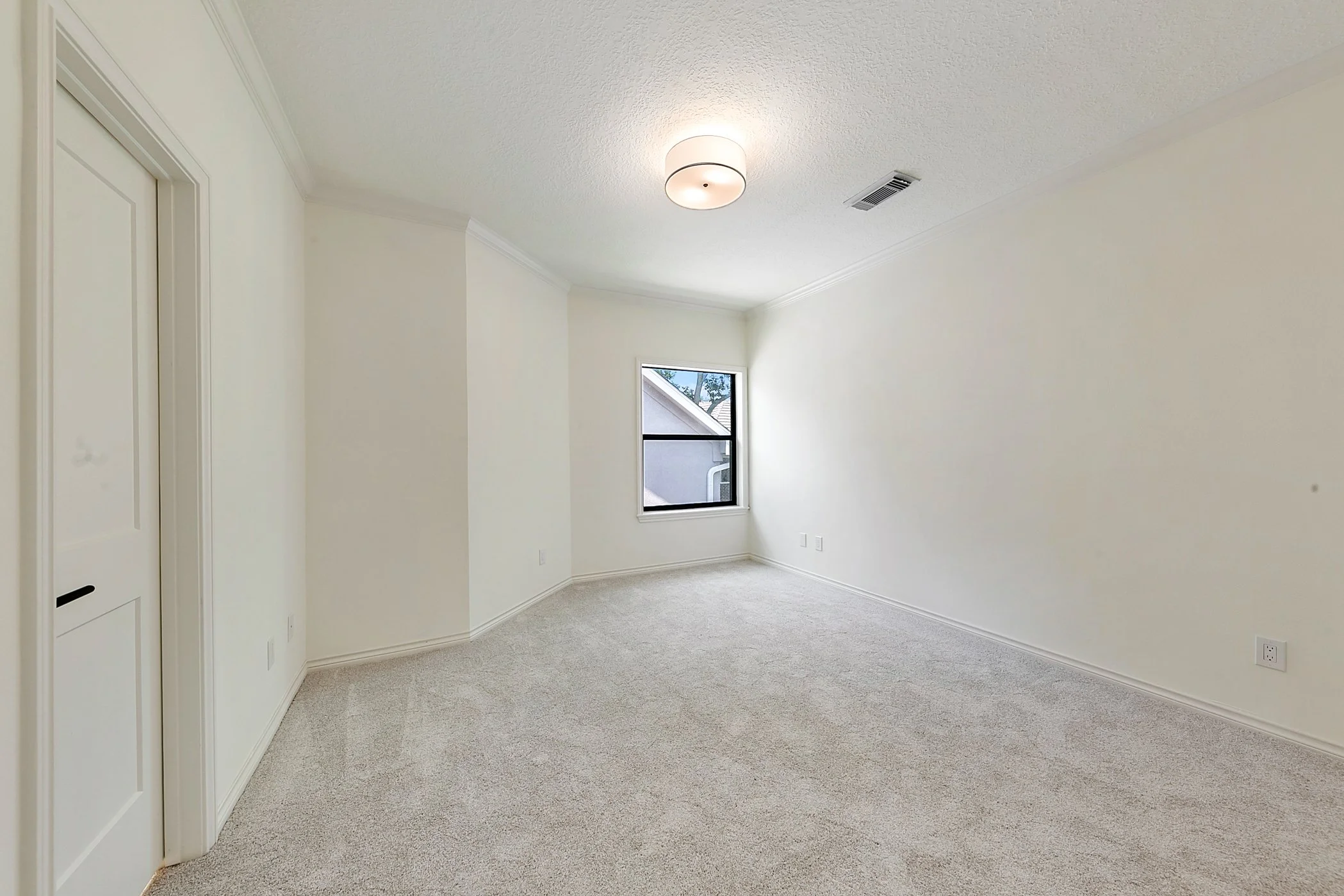 4528 Evergreen -35.JPG