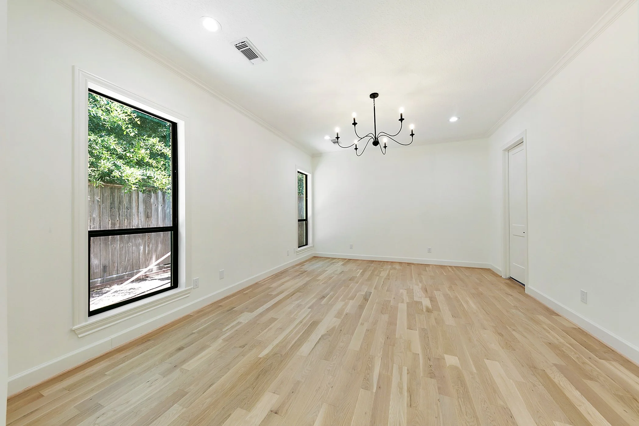 4528 Evergreen -22.JPG