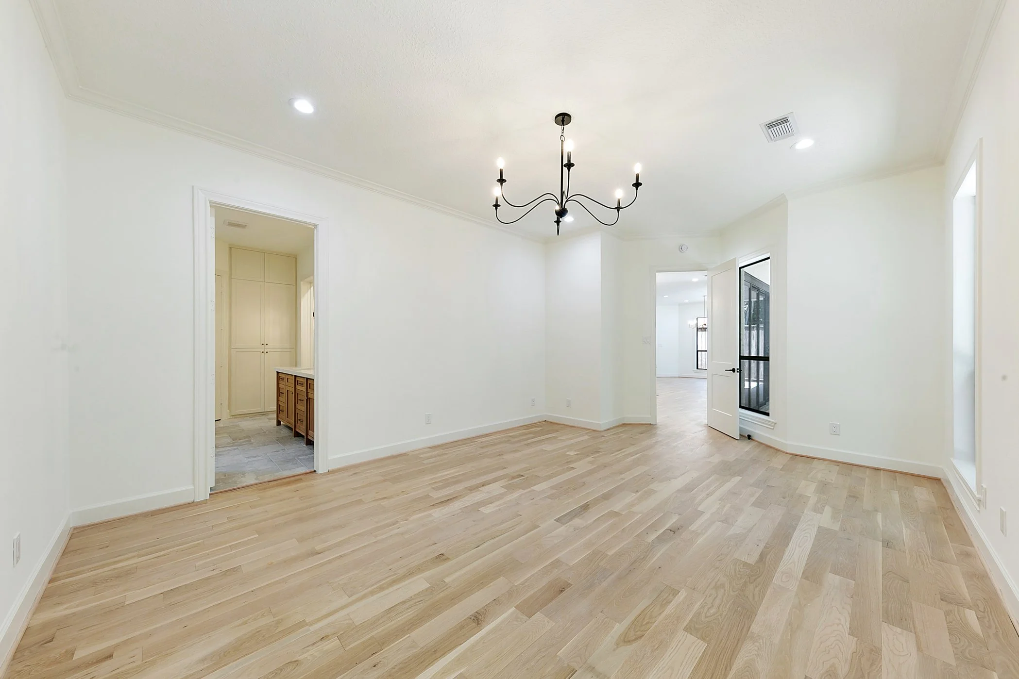 4528 Evergreen -23.JPG