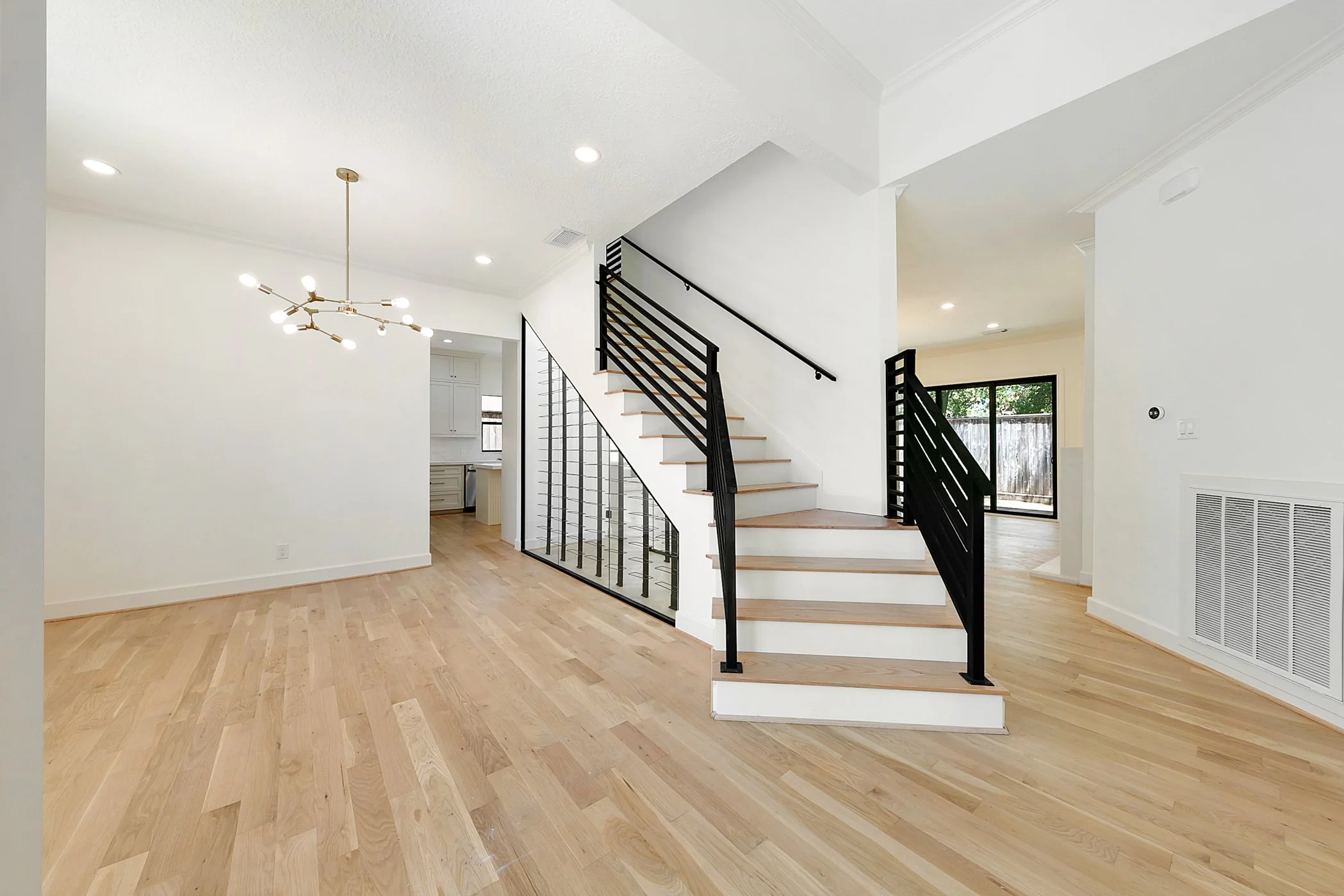 4528 Evergreen -04.JPG