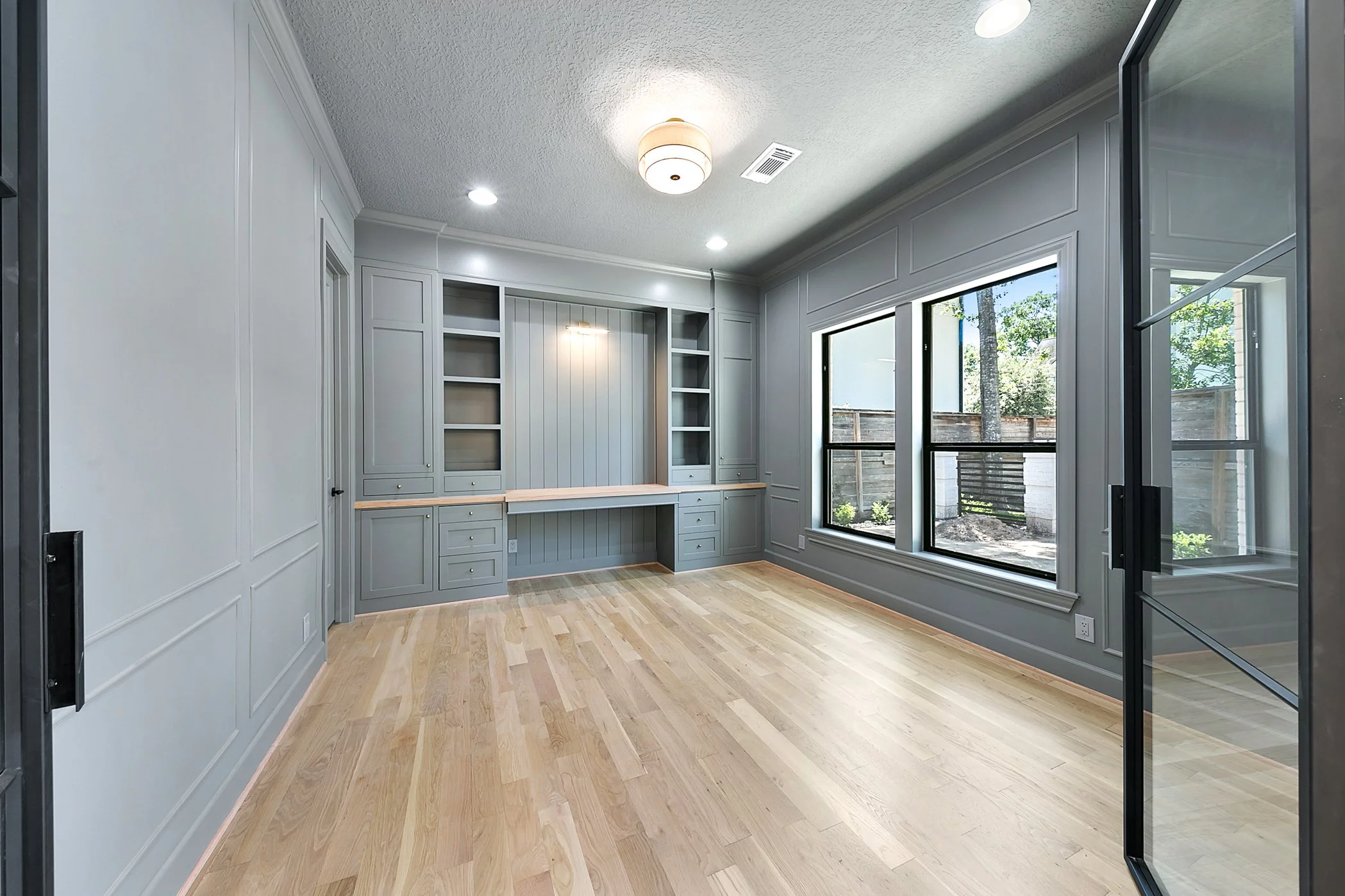 4528 Evergreen -08.JPG