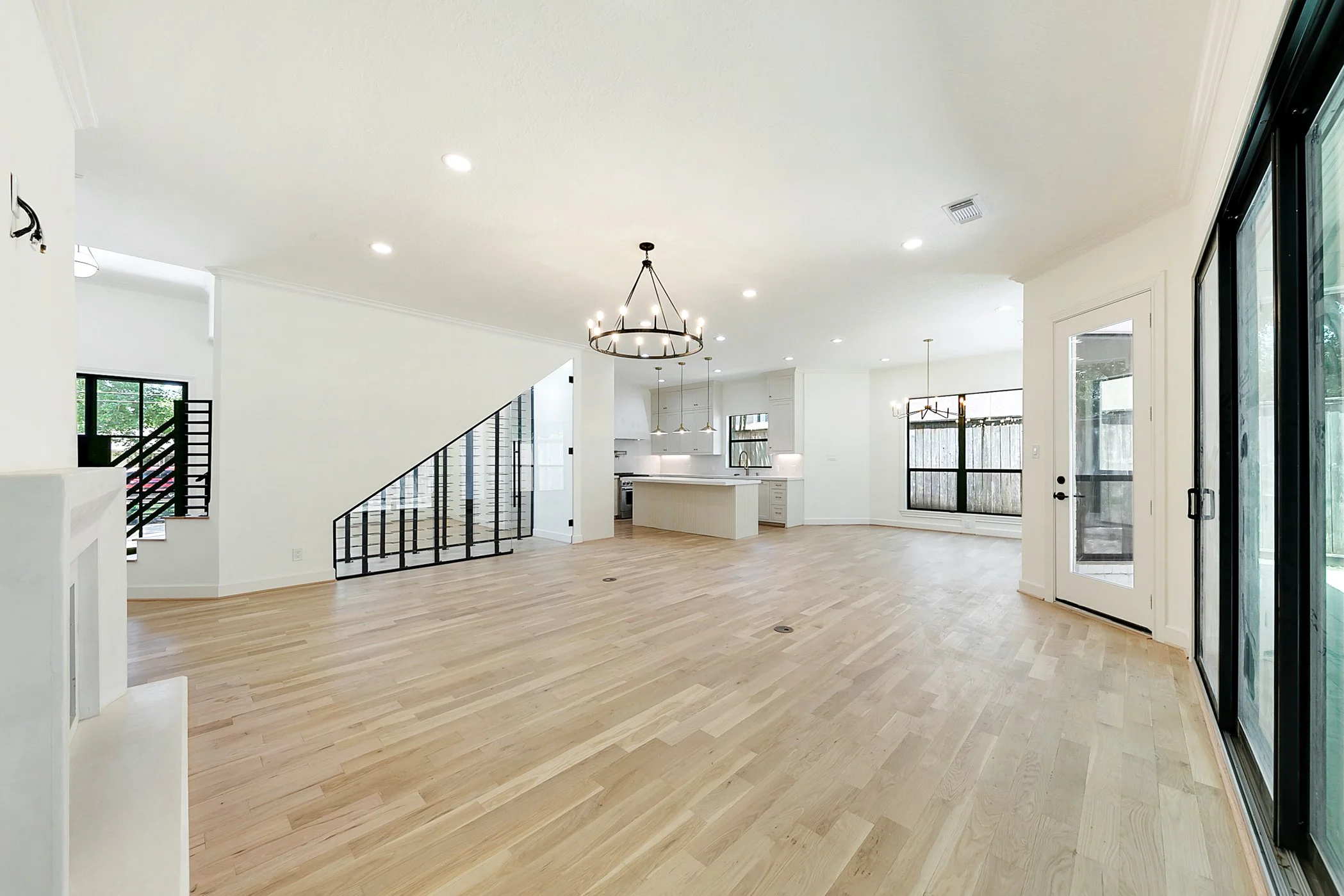 4528 Evergreen -11.JPG