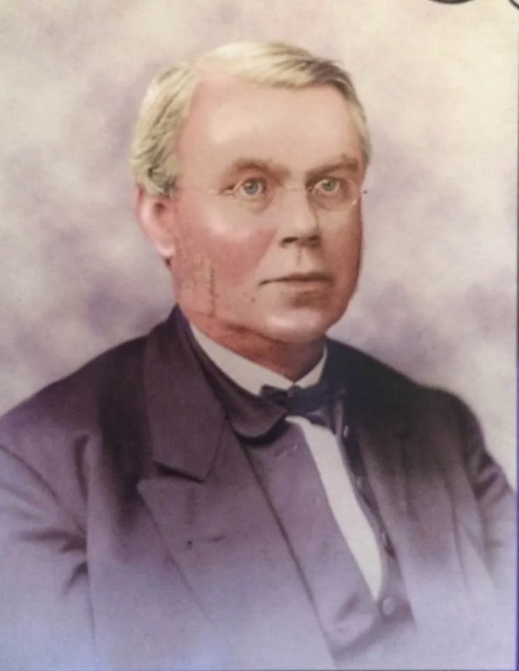 Thomas Murphy 2.jpg