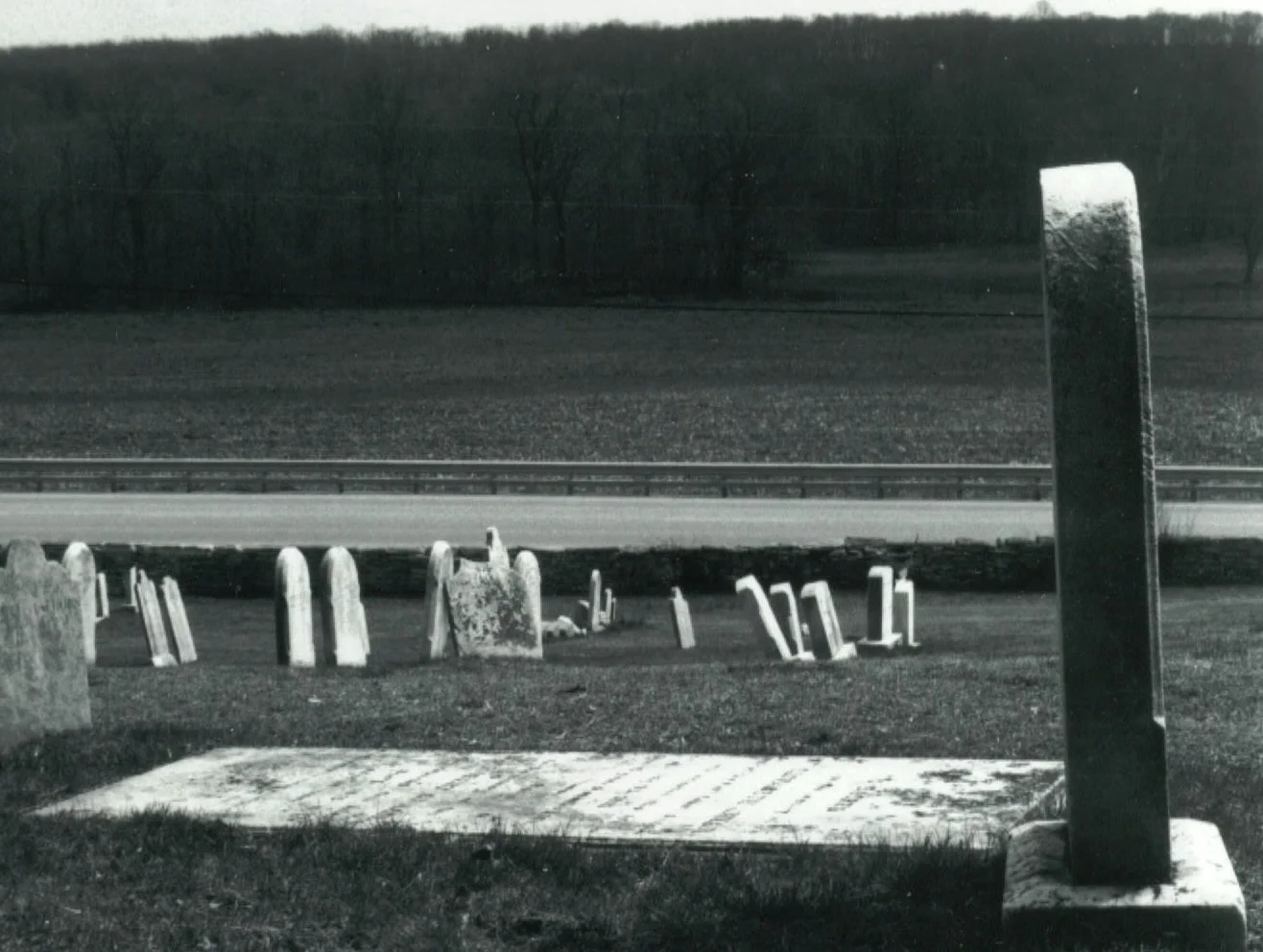 Annan, Robert gravestone photo.jpg