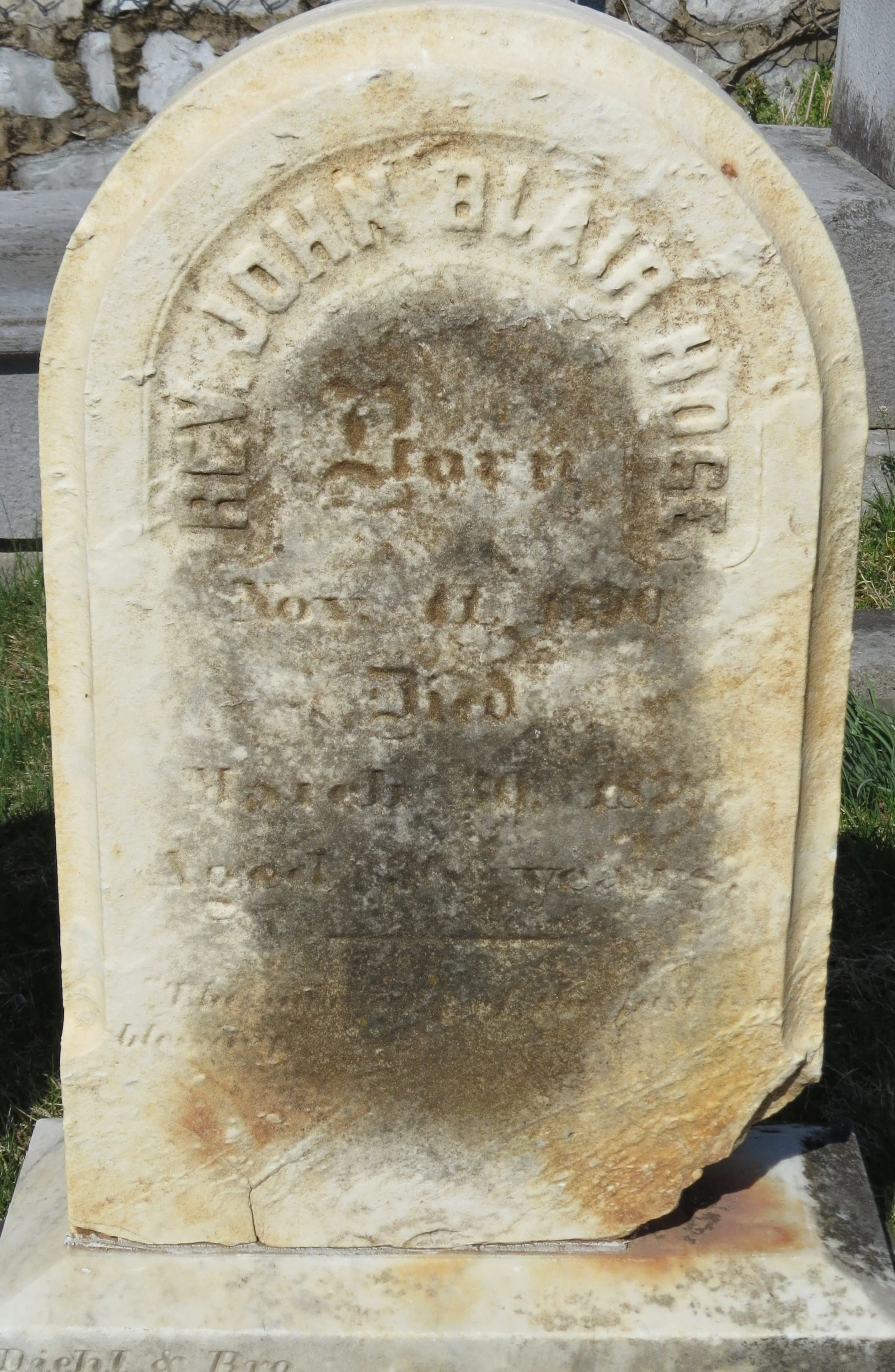 Hoge, Sr., John Blair gravestone photo.jpeg