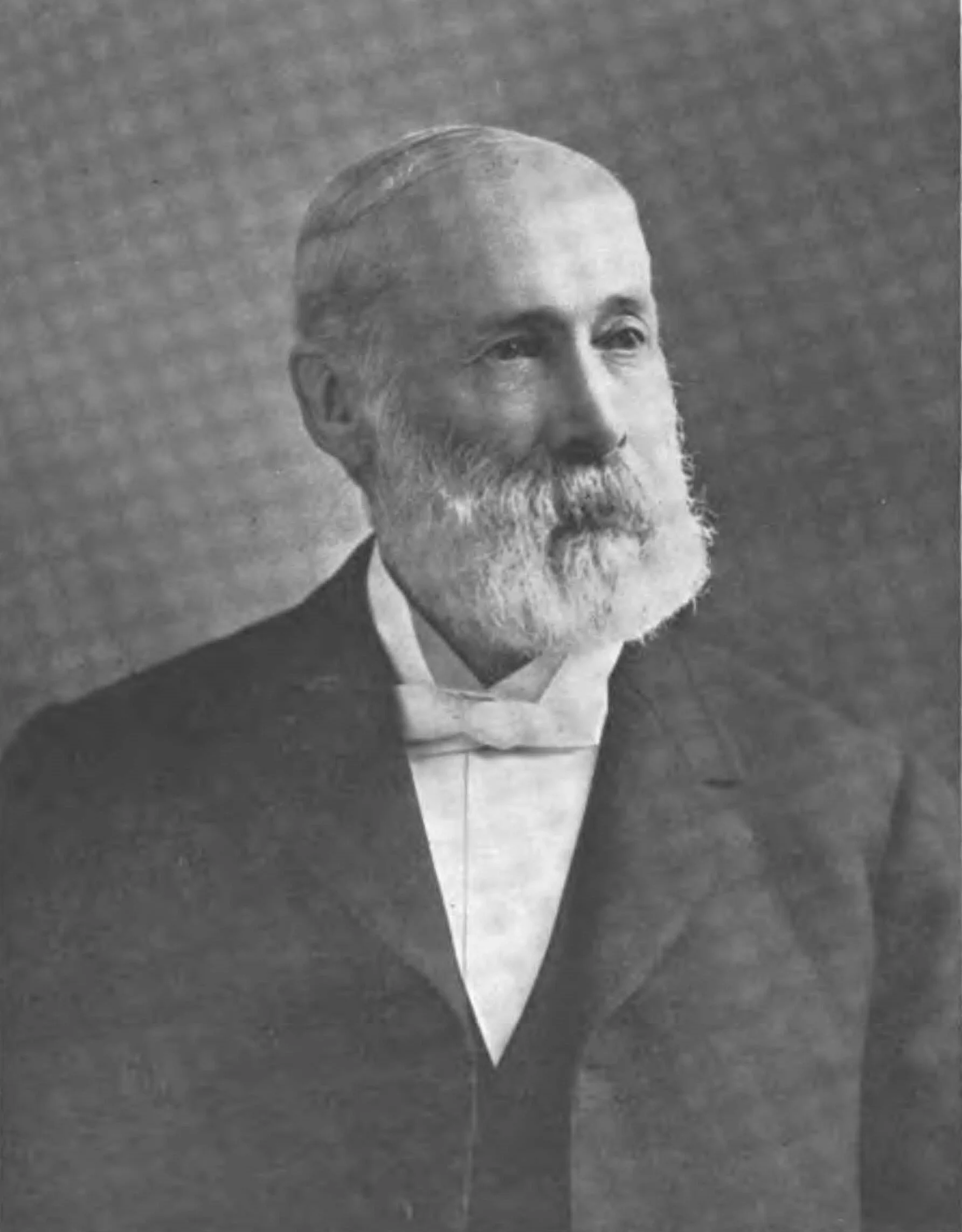 Moore, Robert Braden photo cropped.jpg