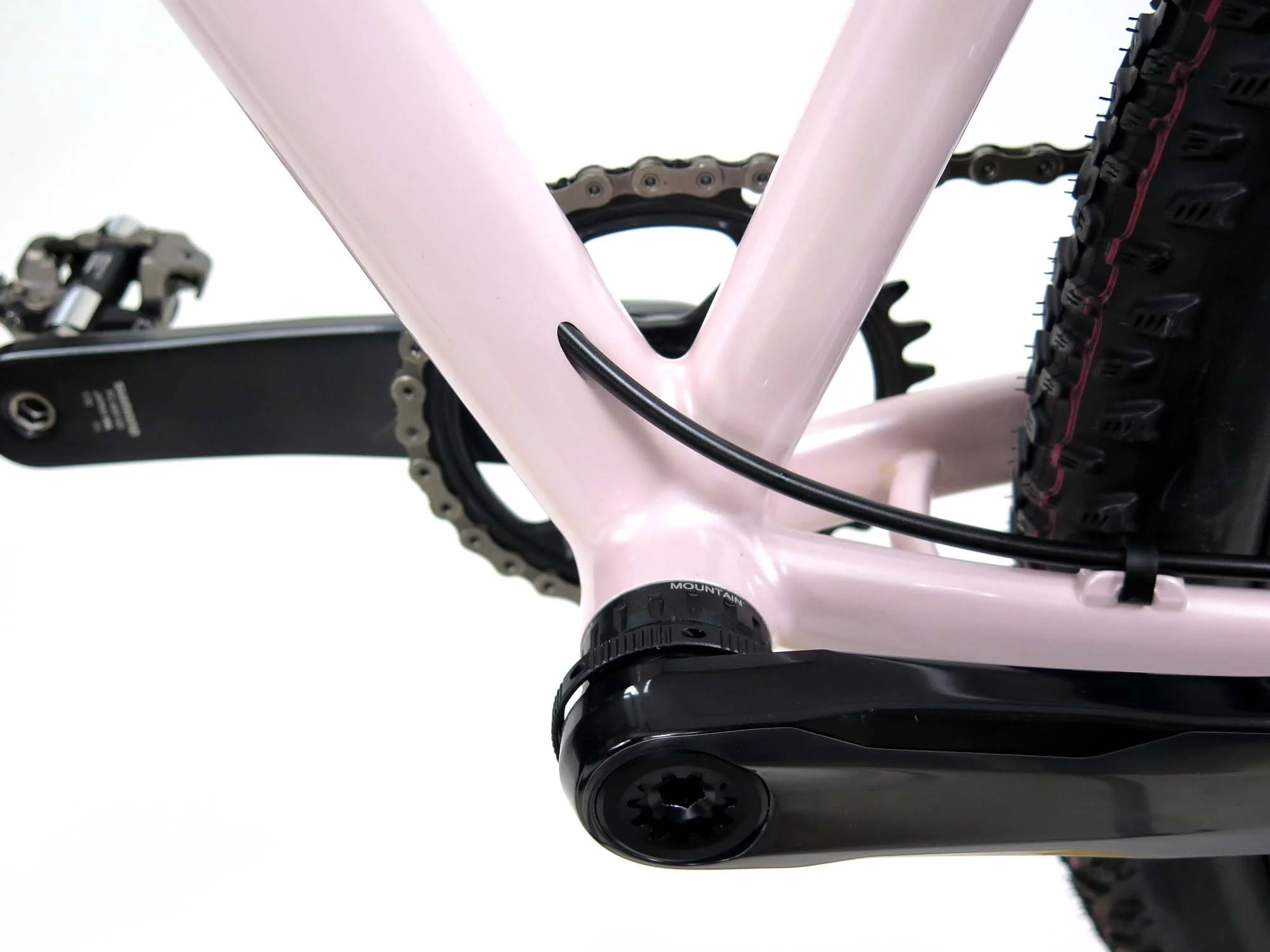  Fillet brazed bottom bracket with internal routing for the rear brake line.   