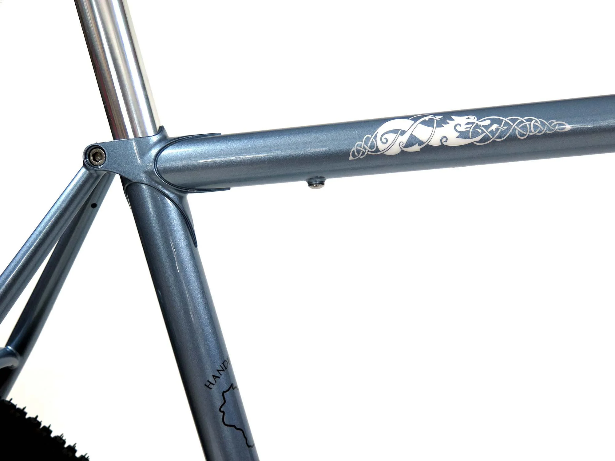  Jon sent me this artwork for the “Vegvisir” dragon that graces the top tube.  Another way to make this a one of a kind bike!   