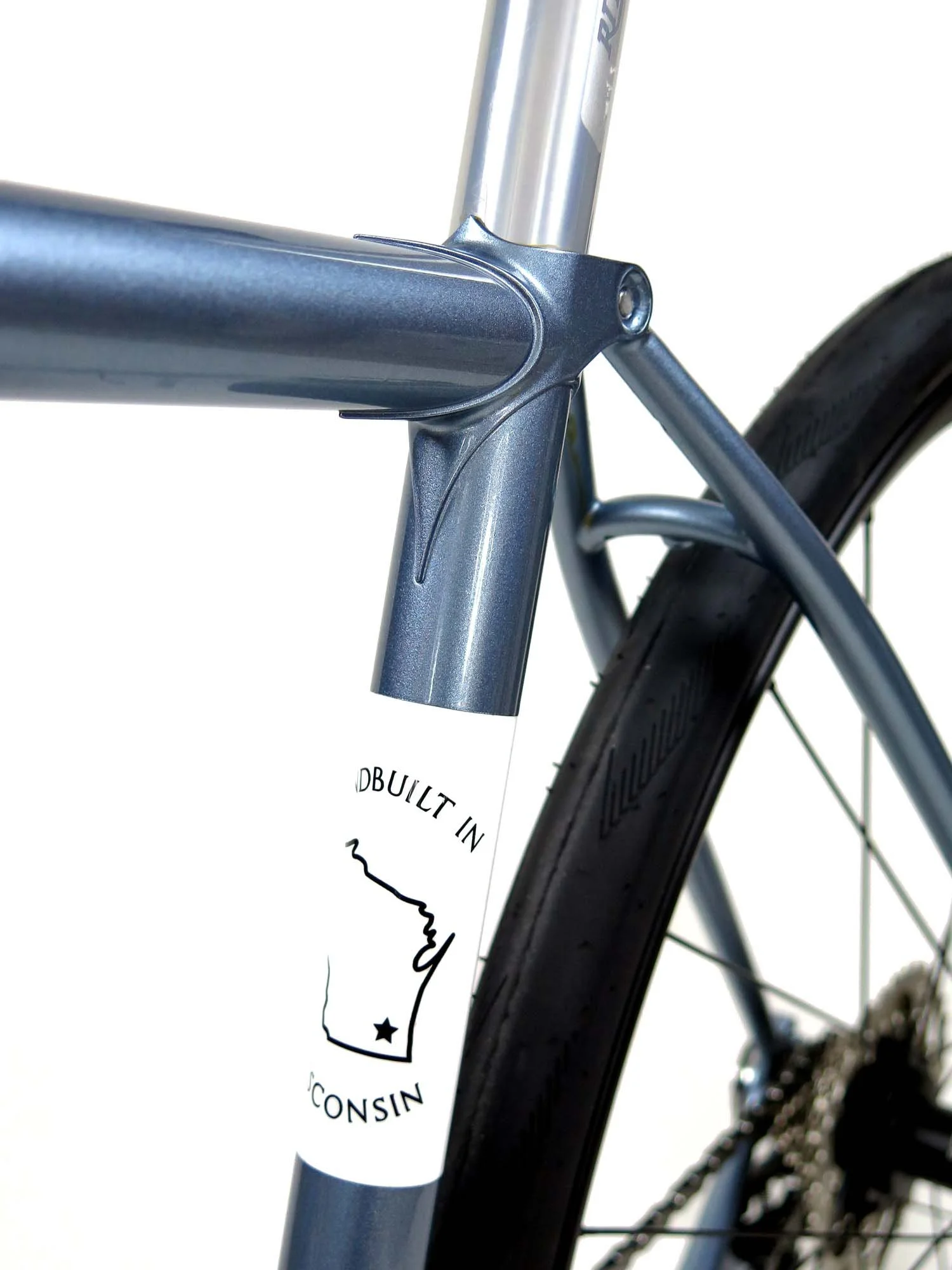  Ellen opted for a white panel on the seat tube which really highlights my “Handbuilt in Wisconsin” artwork. 
