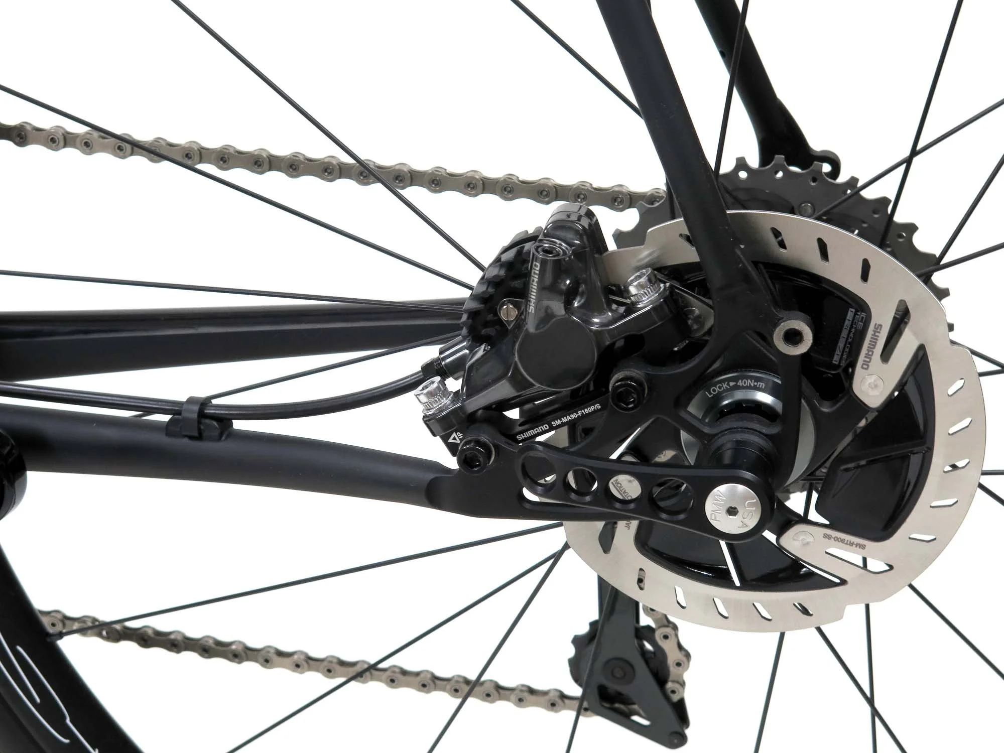 Paragon’s low mount thru-axle dropouts in back too, along with their spline head thru-axle skewer.   